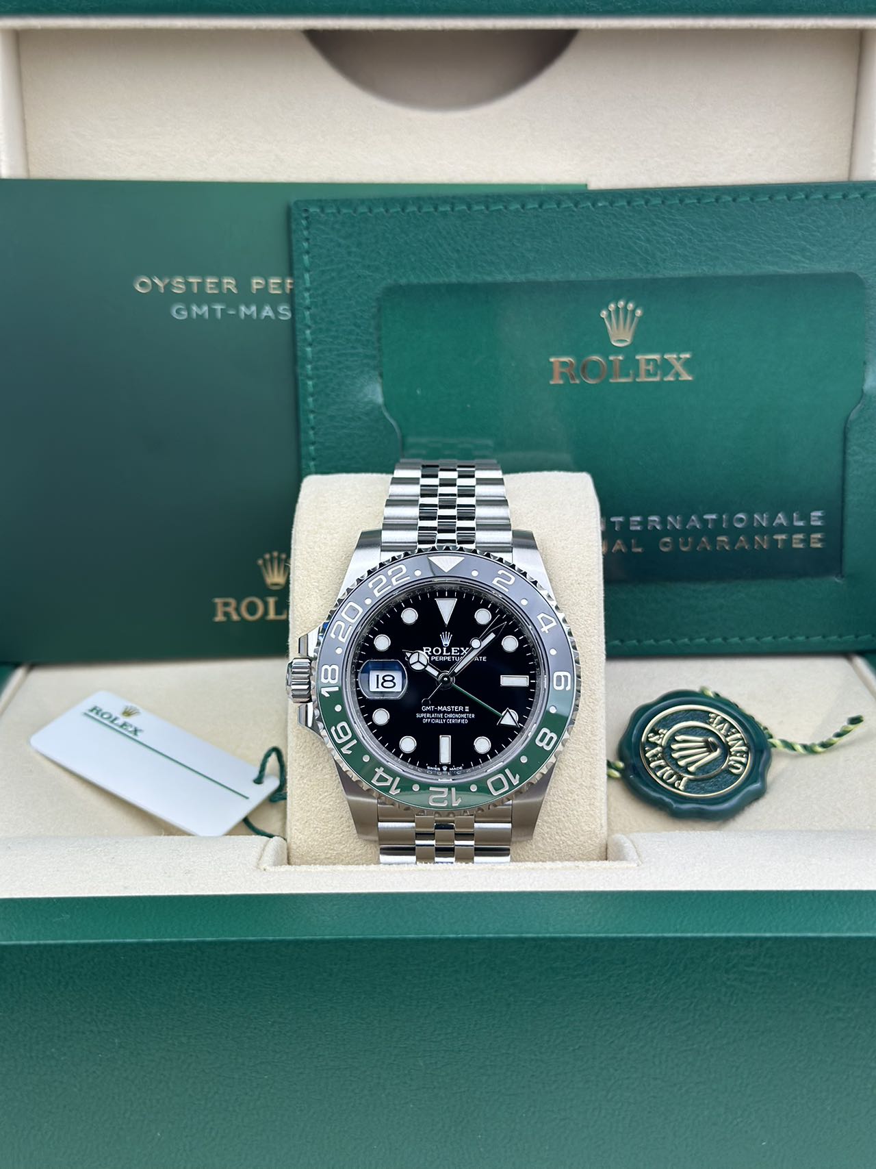 Rolex GMT-MASTER II SPRITE 126720VTNR JUBILEE UNWORN