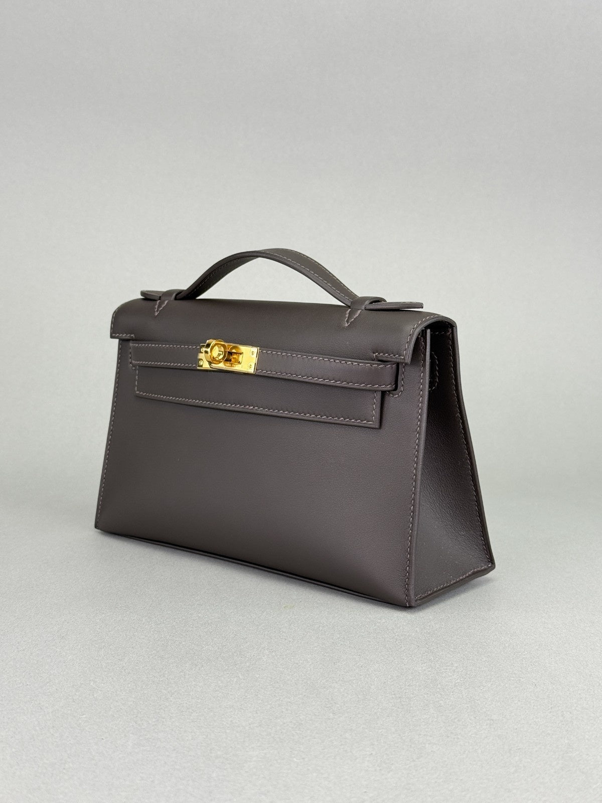 Hermes Mini Kelly Pochette Swift Bai Brun/ Chocolate Gold Hardware K Stamp 2025
