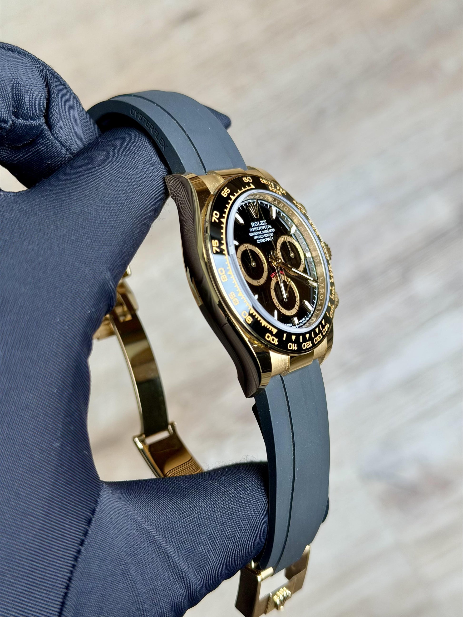 Rolex Daytona 40 Black/Black Index Oysterflex 2026 Unworn 126518LN