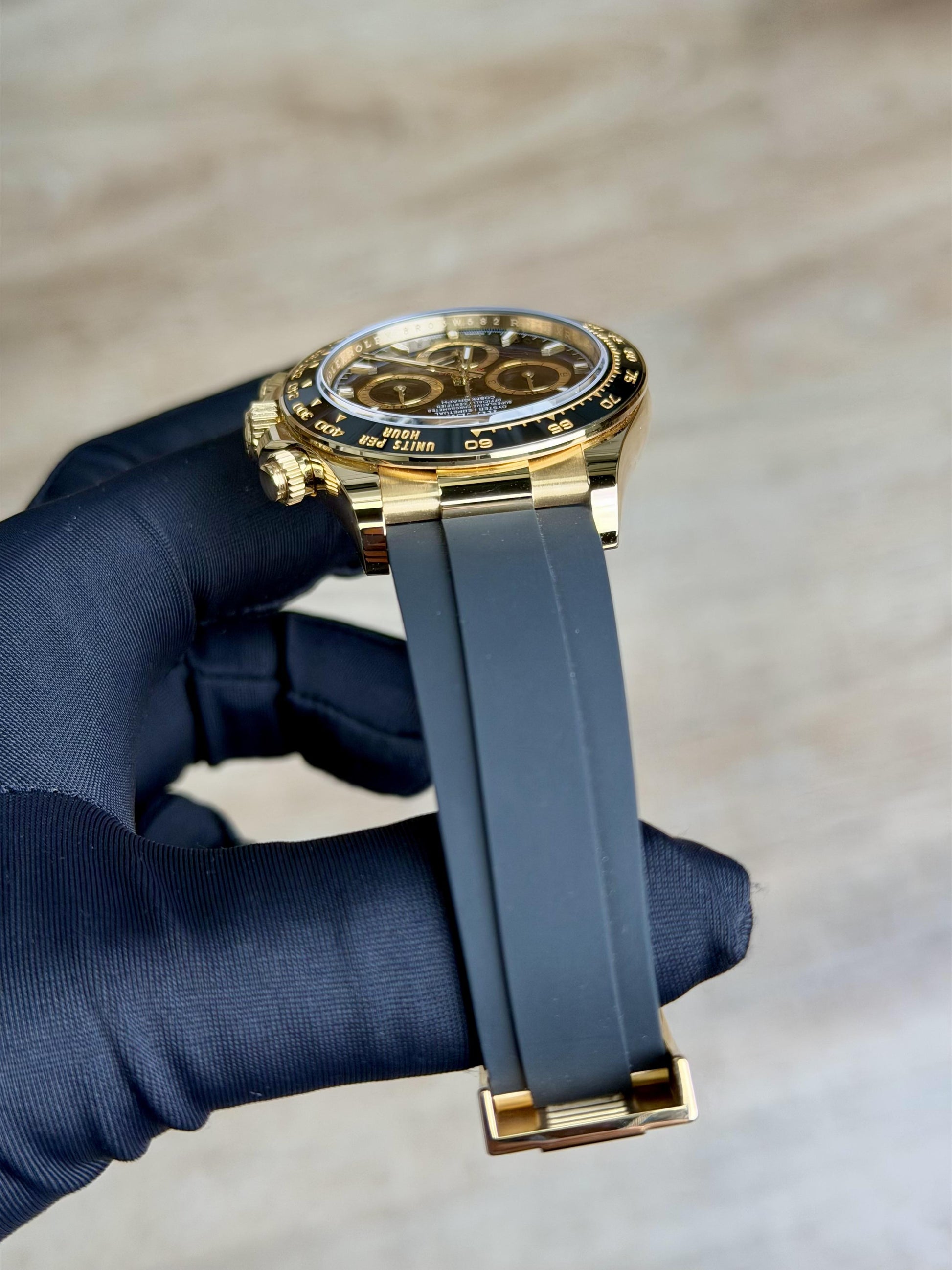 Rolex Daytona 40 Black/Black Index Oysterflex 2026 Unworn 126518LN