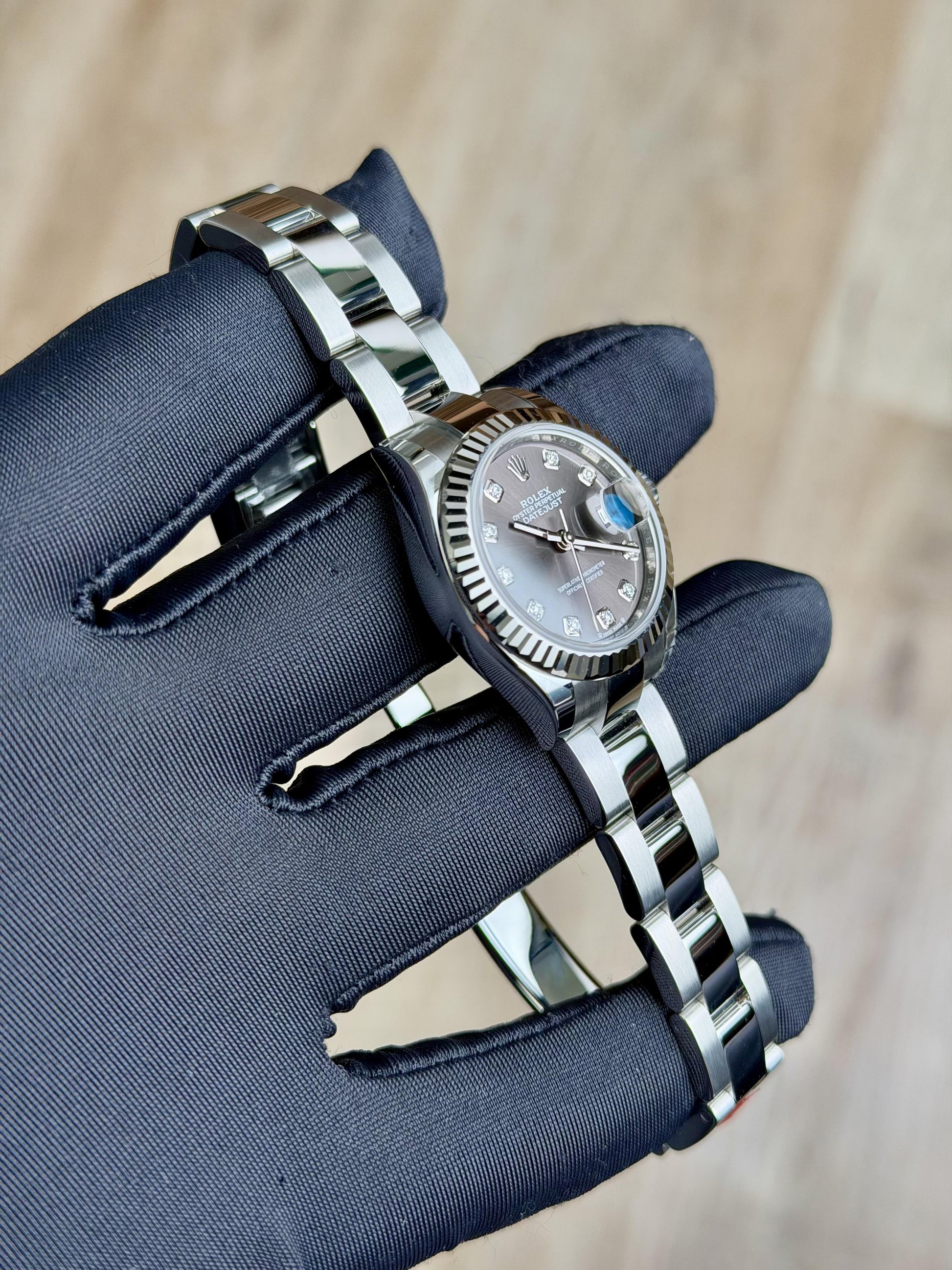 Rolex Datejust 28 Dark Grey Diamond Fluted Oyster 2026 Unworn 279174