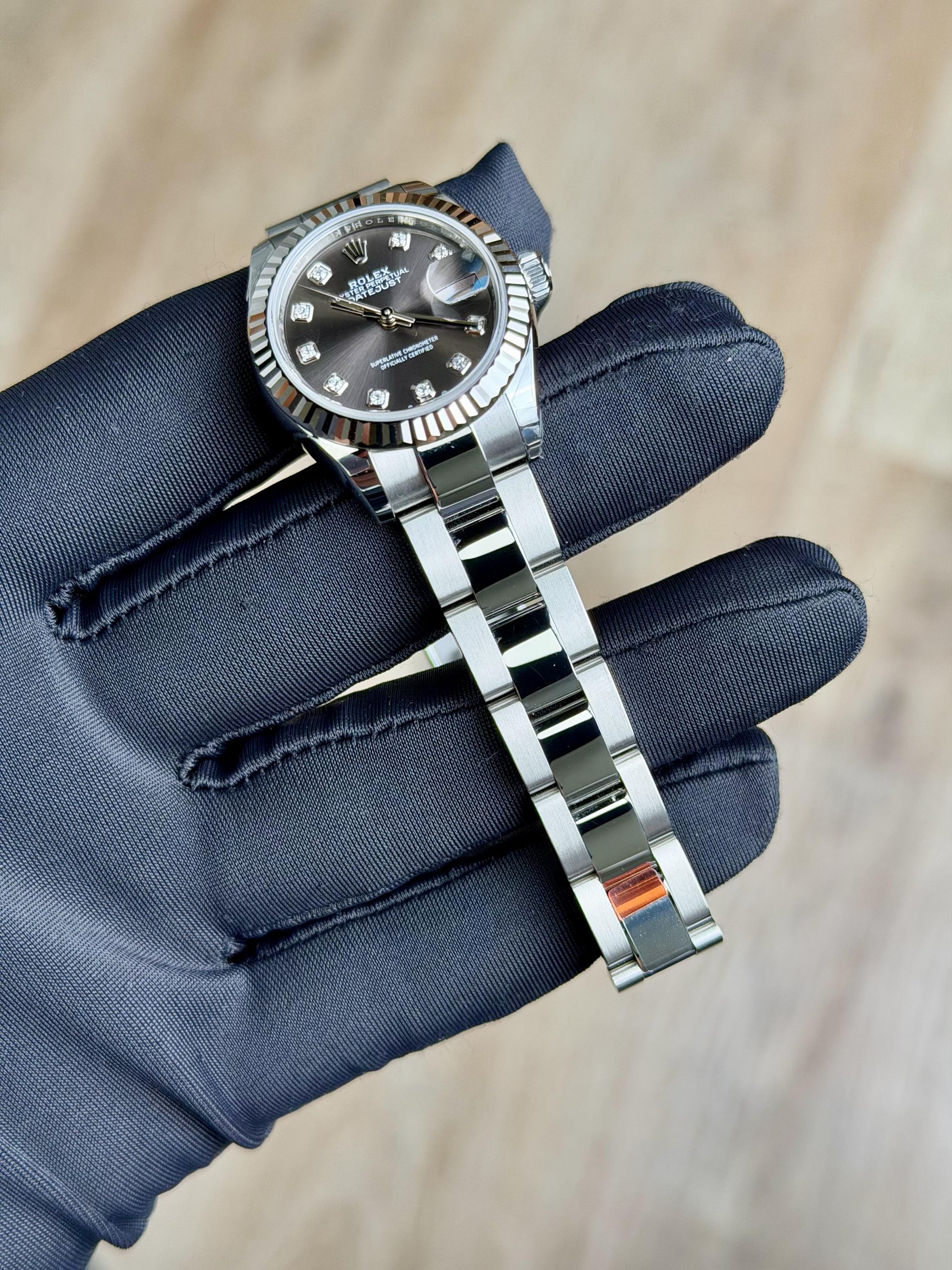 Rolex Datejust 28 Dark Grey Diamond Fluted Oyster 2026 Unworn 279174