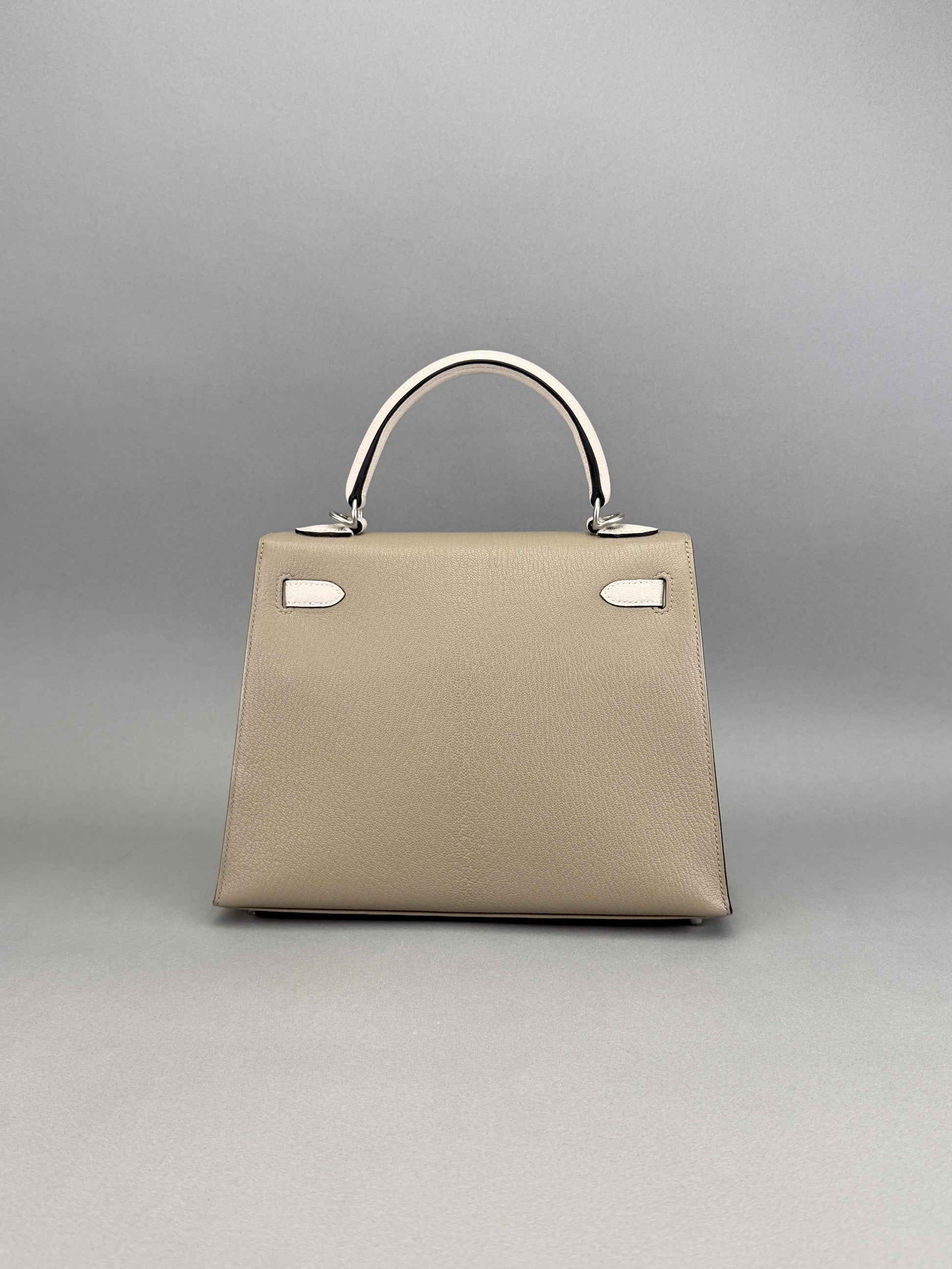 Hermes Kelly 25 Chevre HSS Gris Asphalt/Nata Brushed Palladium Preowned B 2024