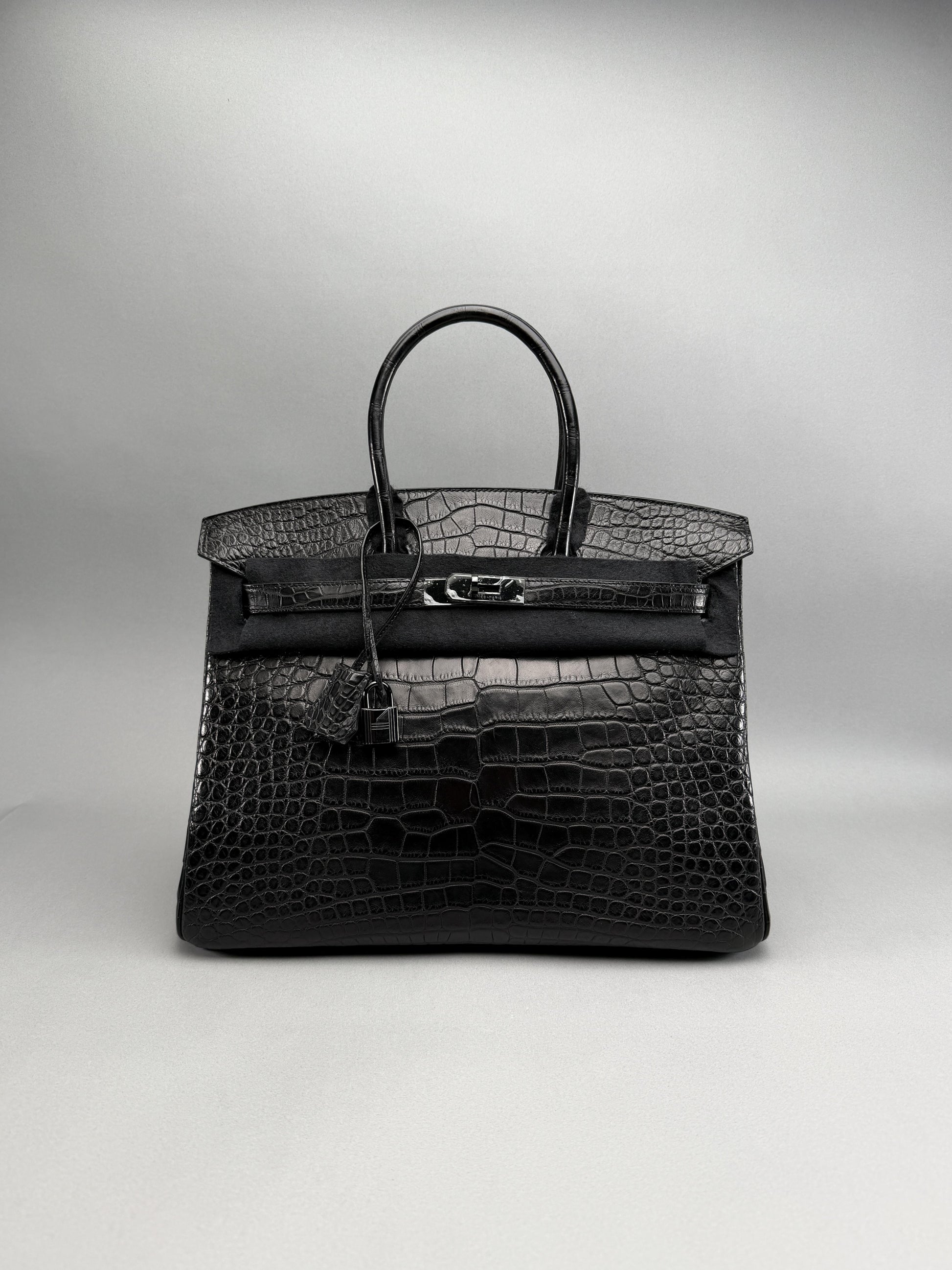 Hermes Birkin 35 Matte Alligator SO Black PVD Limited Preowned O Stamp