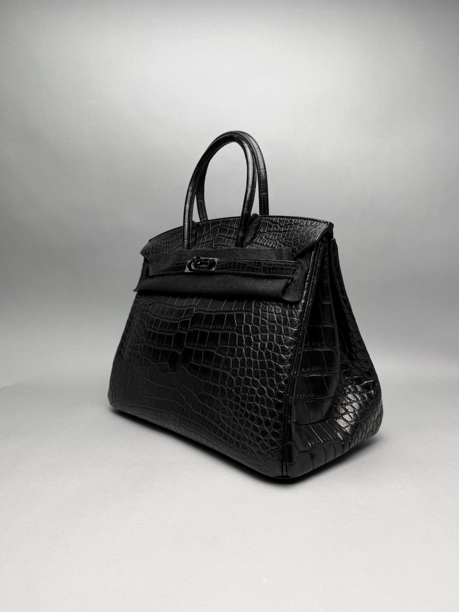 Hermes Birkin 35 Matte Alligator SO Black PVD Limited Preowned O Stamp
