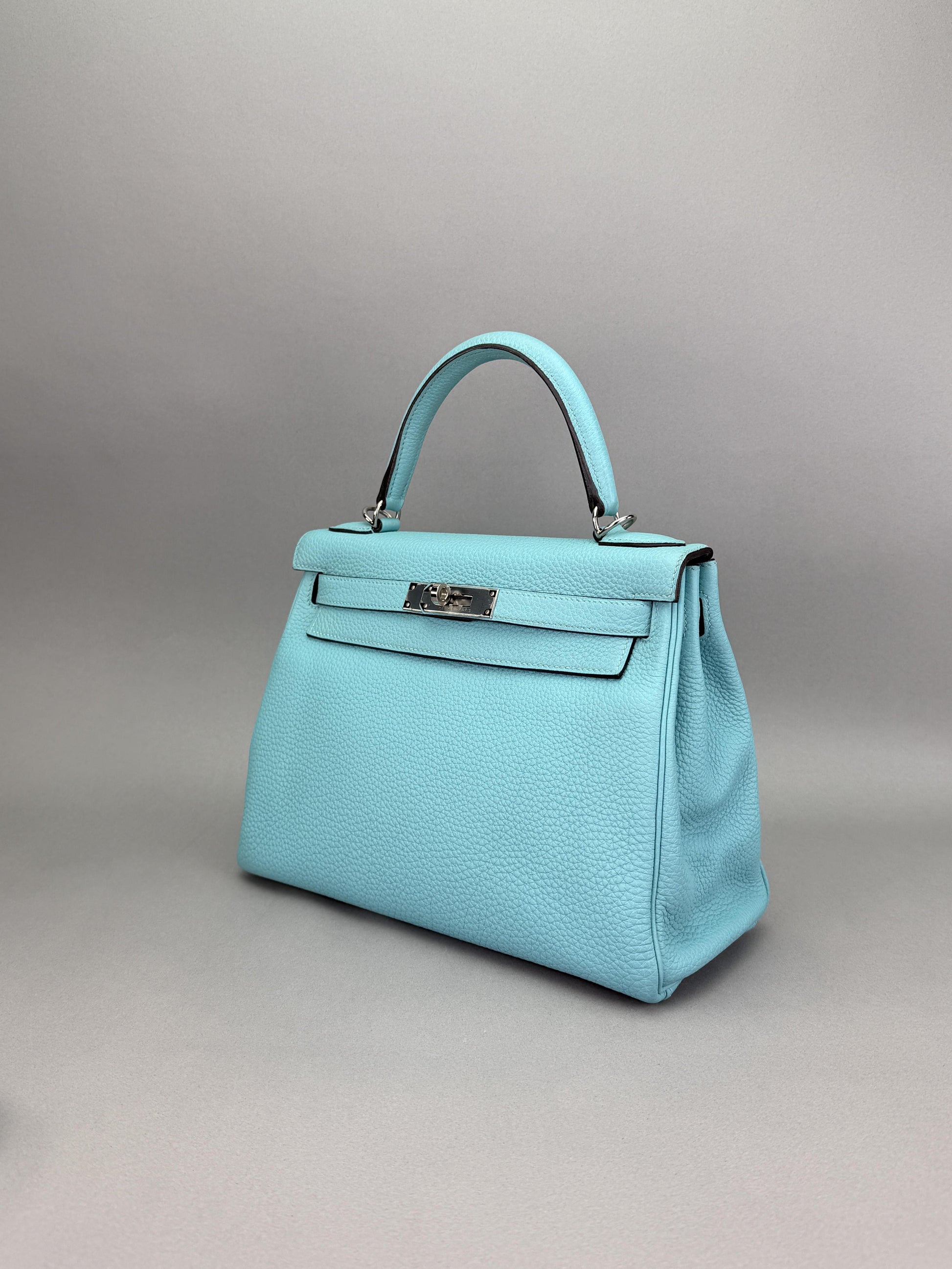 Hermes Kelly 28 Retourne Togo Blue Atoll Palladium Hardware Preowned T Stamp