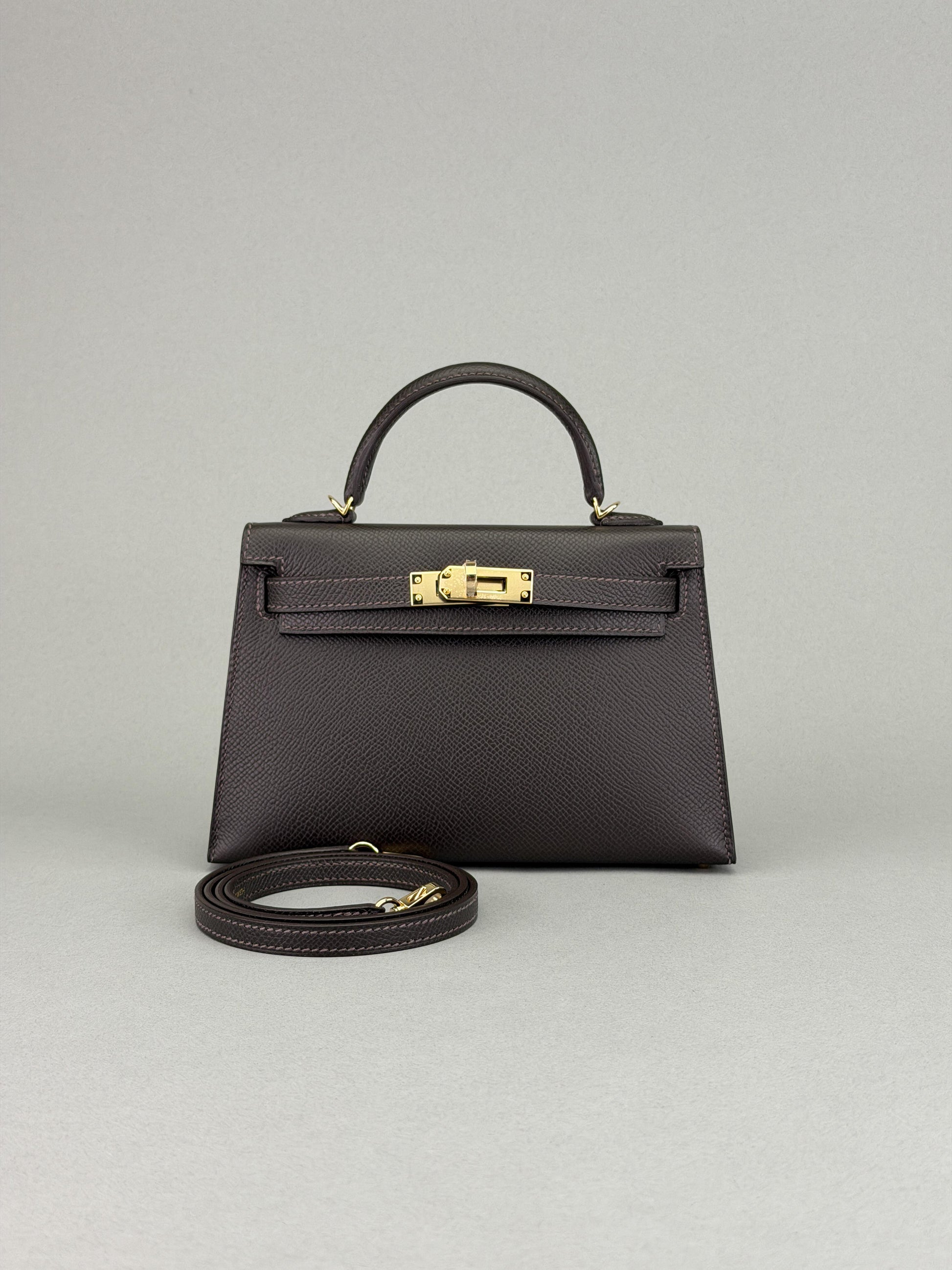HERMES Mini Kelly 20 Sellier Epsom Bai Brun Permabrass Hardware G 2026