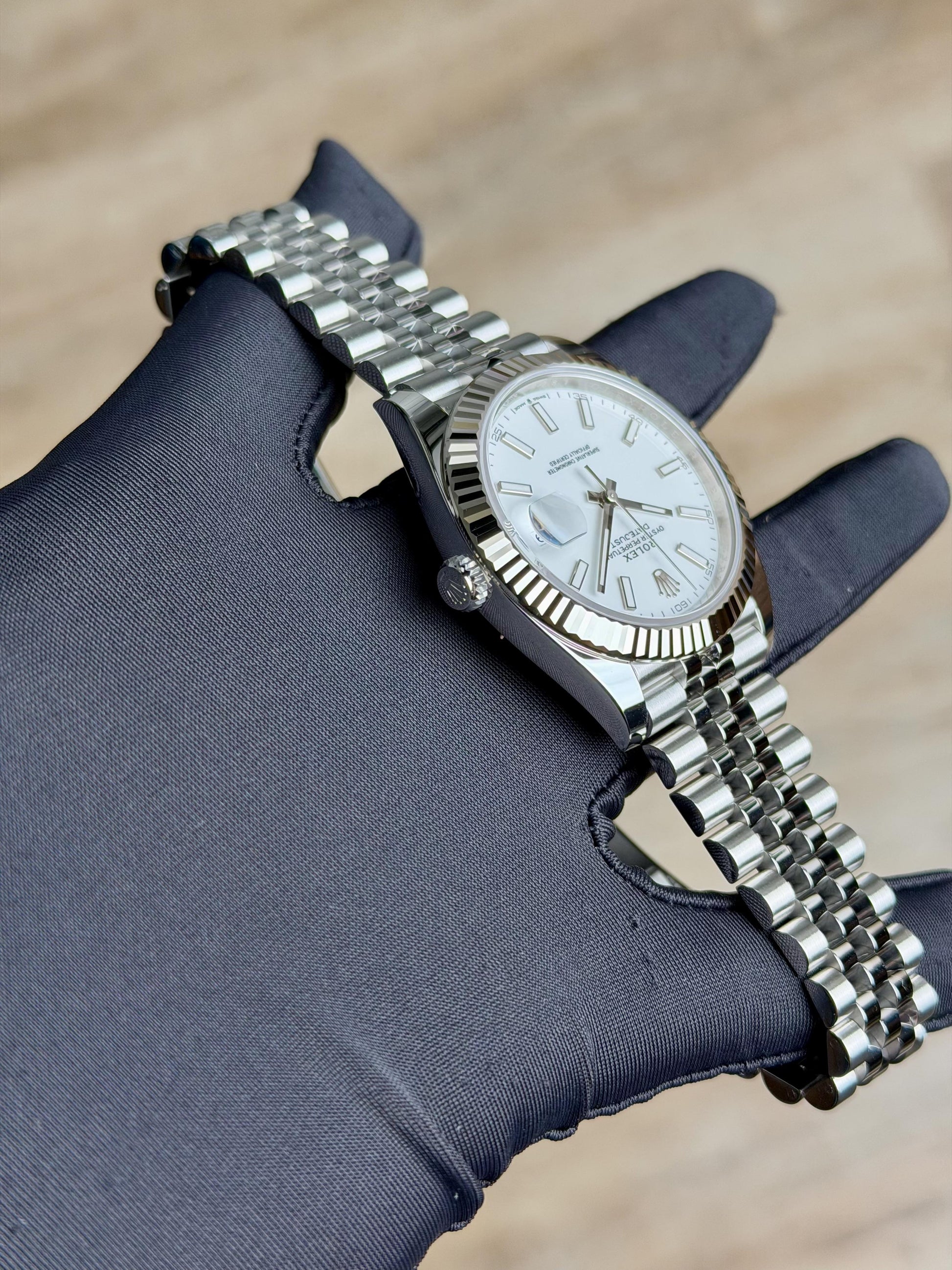 Rolex Datejust 41 White Index Fluted Jubilee 2026 Unworn 126334