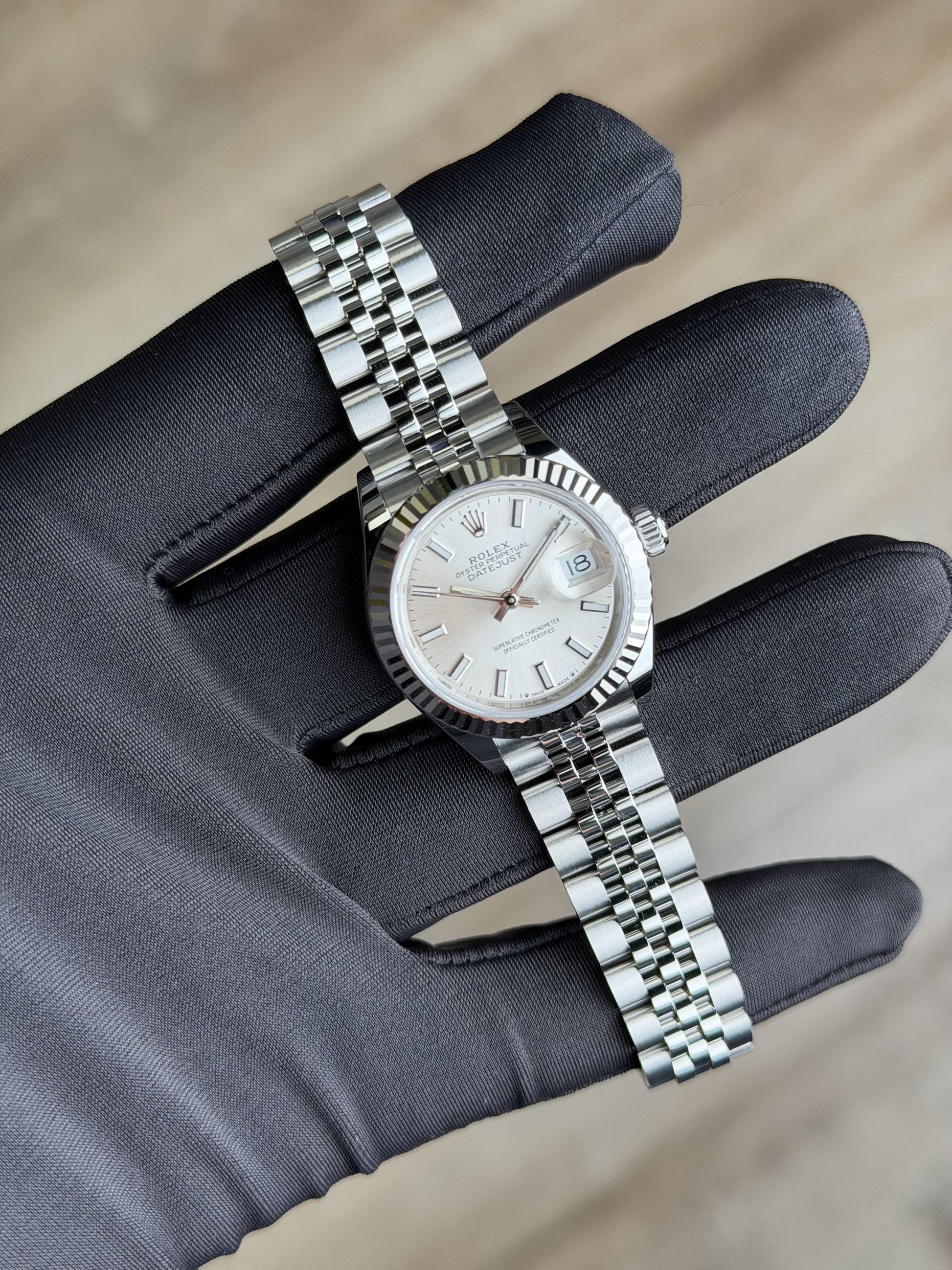 Rolex Datejust 28mm Silver Index Fluted Jubilee 2026 Unworn 279174