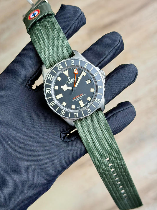 Tudor Pelagos 42 FXD GMT Matte Black Beige Green Strap 2026 Unworn M2542G267NU