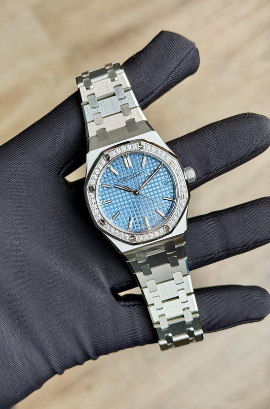 Audemars Piguet Royal Oak Ice Blue Diamond 2025 Unworn 77451ST.ZZ.1361ST.03