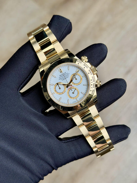 Rolex Daytona 40 White/White Index Oyster 2026 Unworn 126508