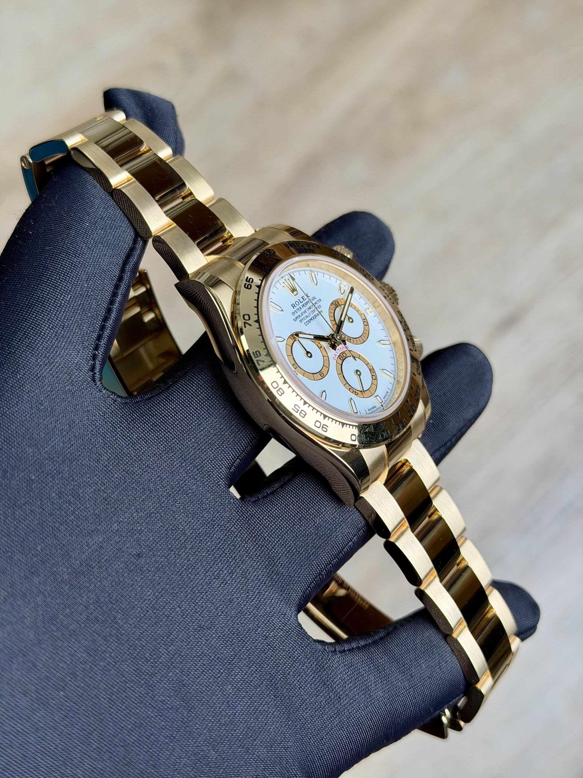 Rolex Daytona 40 White/White Index Oyster 2026 Unworn 126508