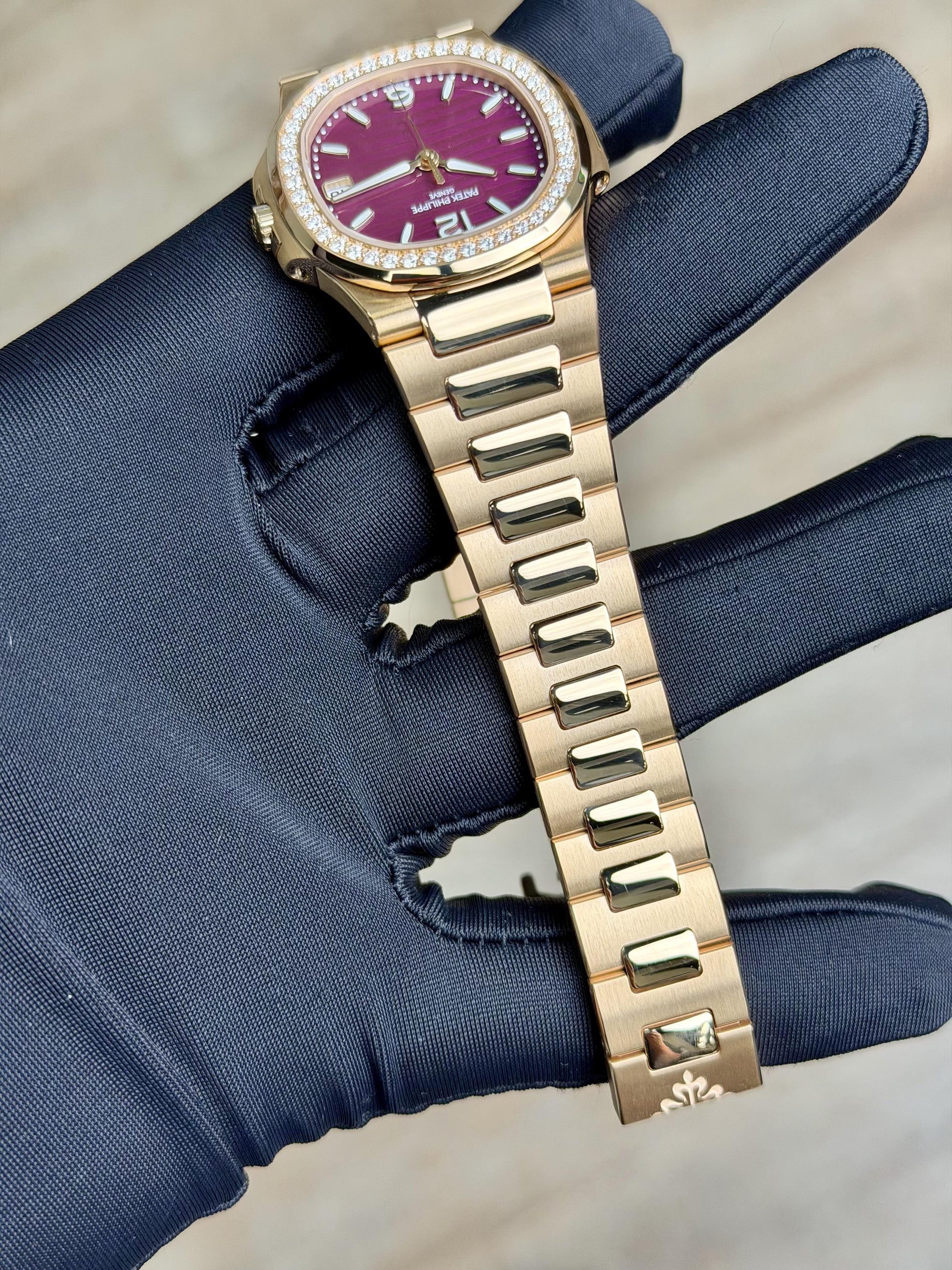 Patek Philippe Nautilus Purple Diamond Bezel Bracelet 2026 Unworn 7010/1R-013