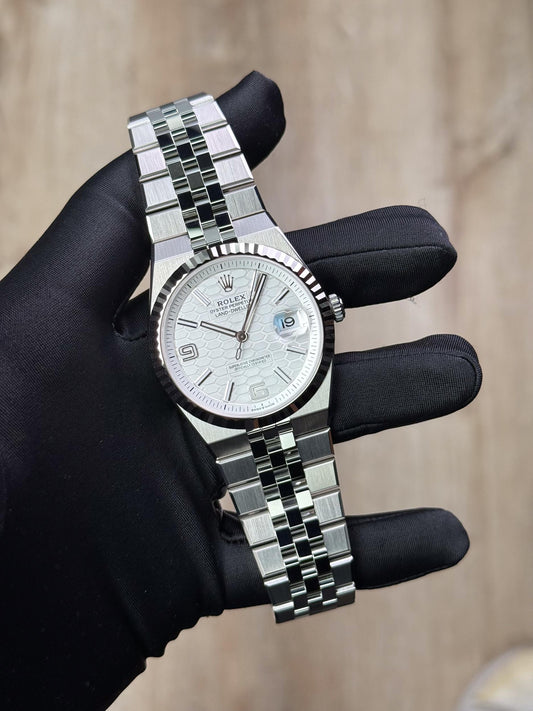 Rolex Land-Dweller 40 White Honeycomb Fluted Flat Jubilee 2026 Unworn 127334
