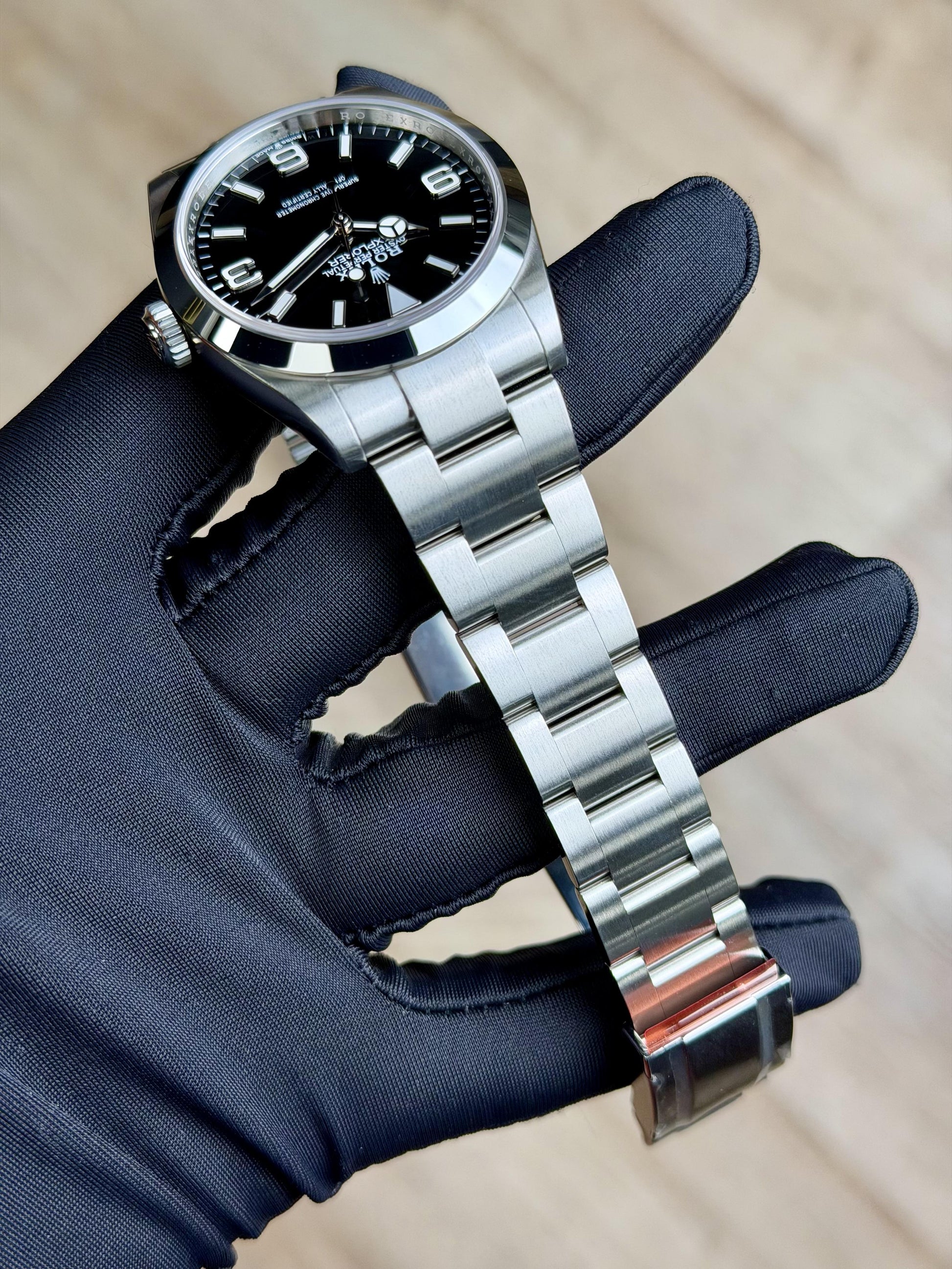 Rolex Explorer 40 Black Index Arabic Smooth Oyster 2026 Unworn 224270