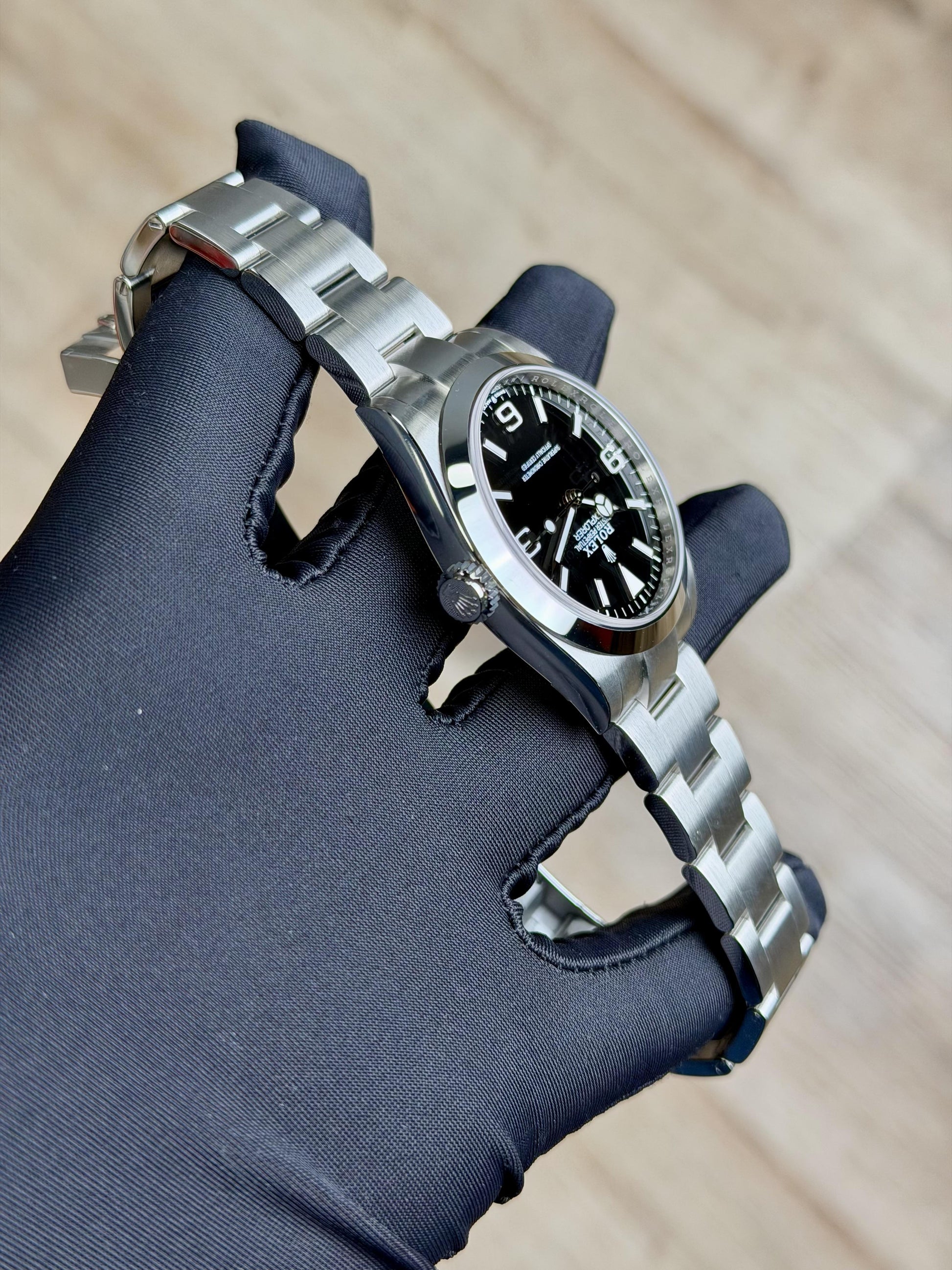 Rolex Explorer 40 Black Index Arabic Smooth Oyster 2026 Unworn 224270