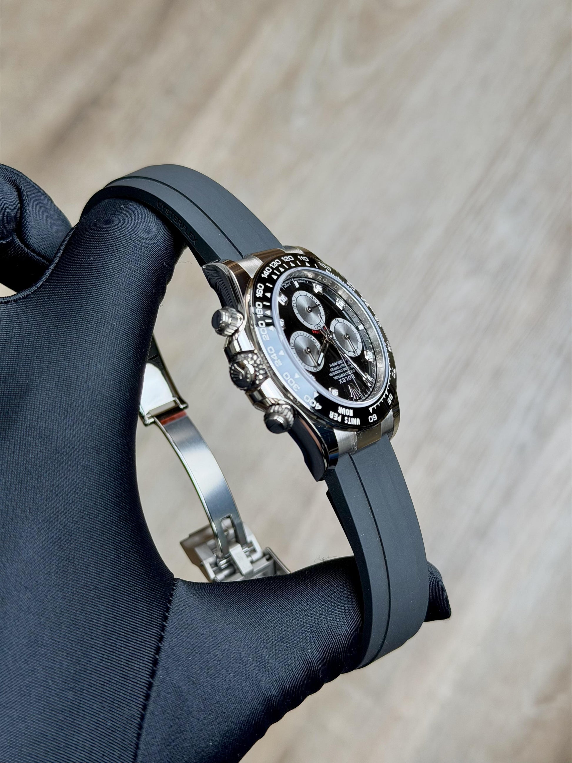 Rolex Daytona 40 Black/Silver Diamond Oysterflex 2026 Unworn 126519LN