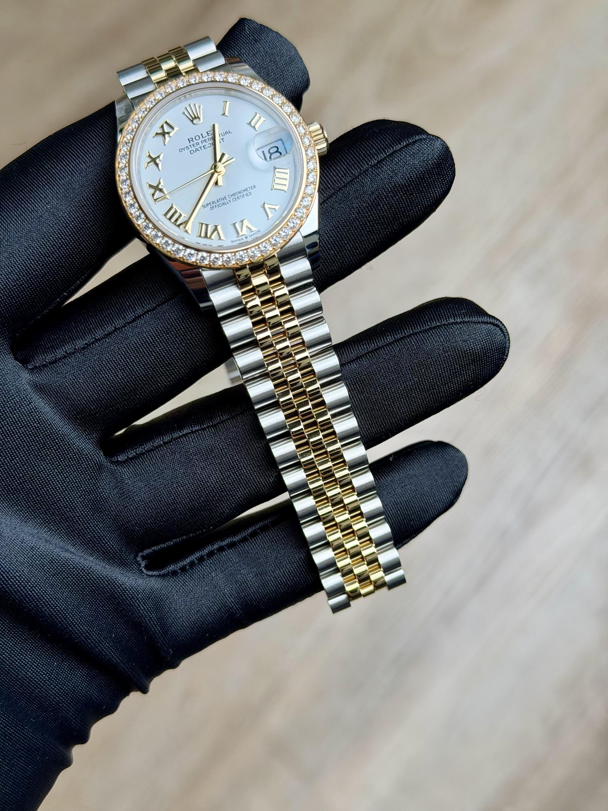 Rolex Datejust 31 White Roman Diamond Bezel Jubilee 2026 Unworn 278383RBR