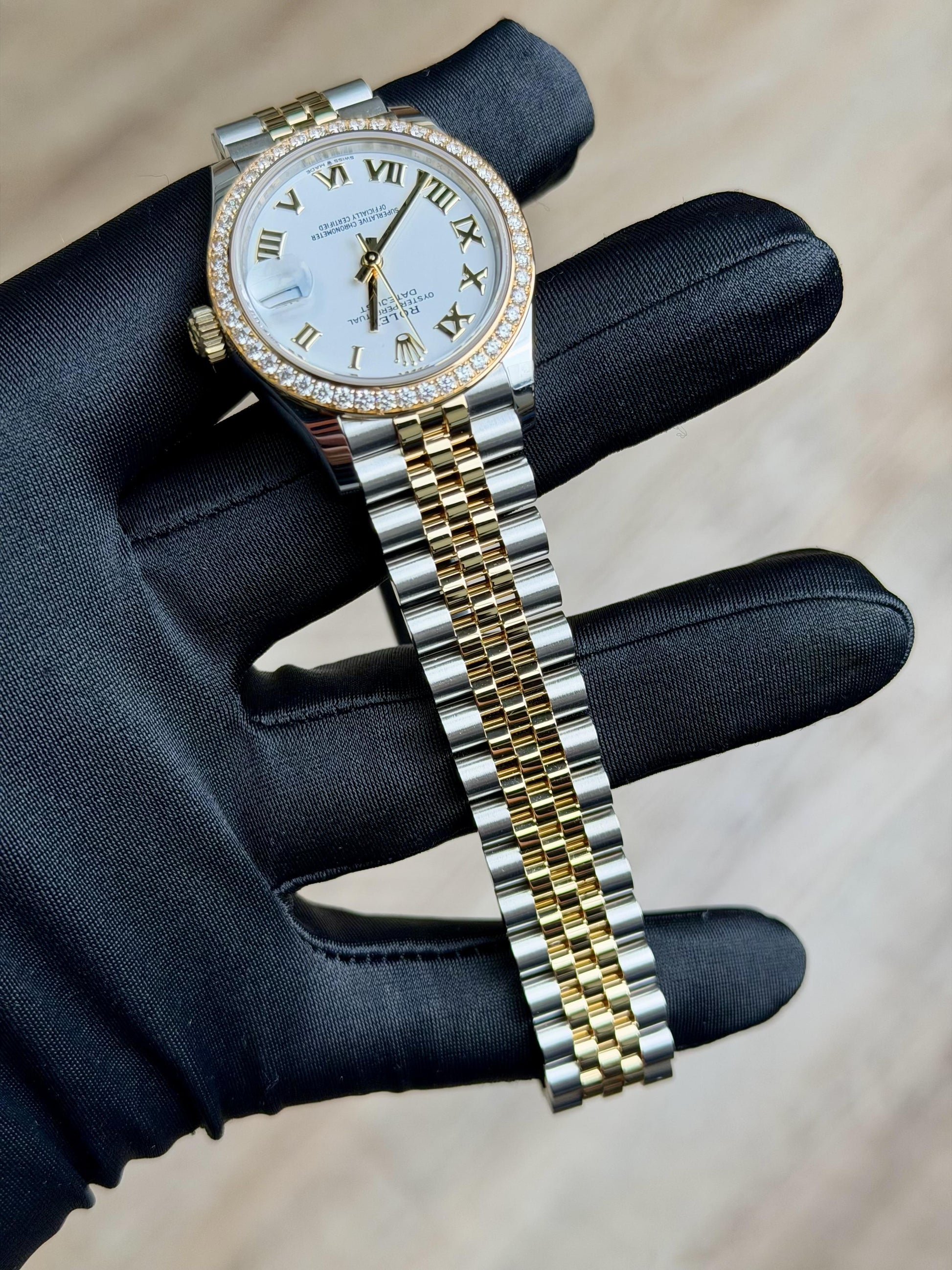 Rolex Datejust 31 White Roman Diamond Bezel Jubilee 2026 Unworn 278383RBR