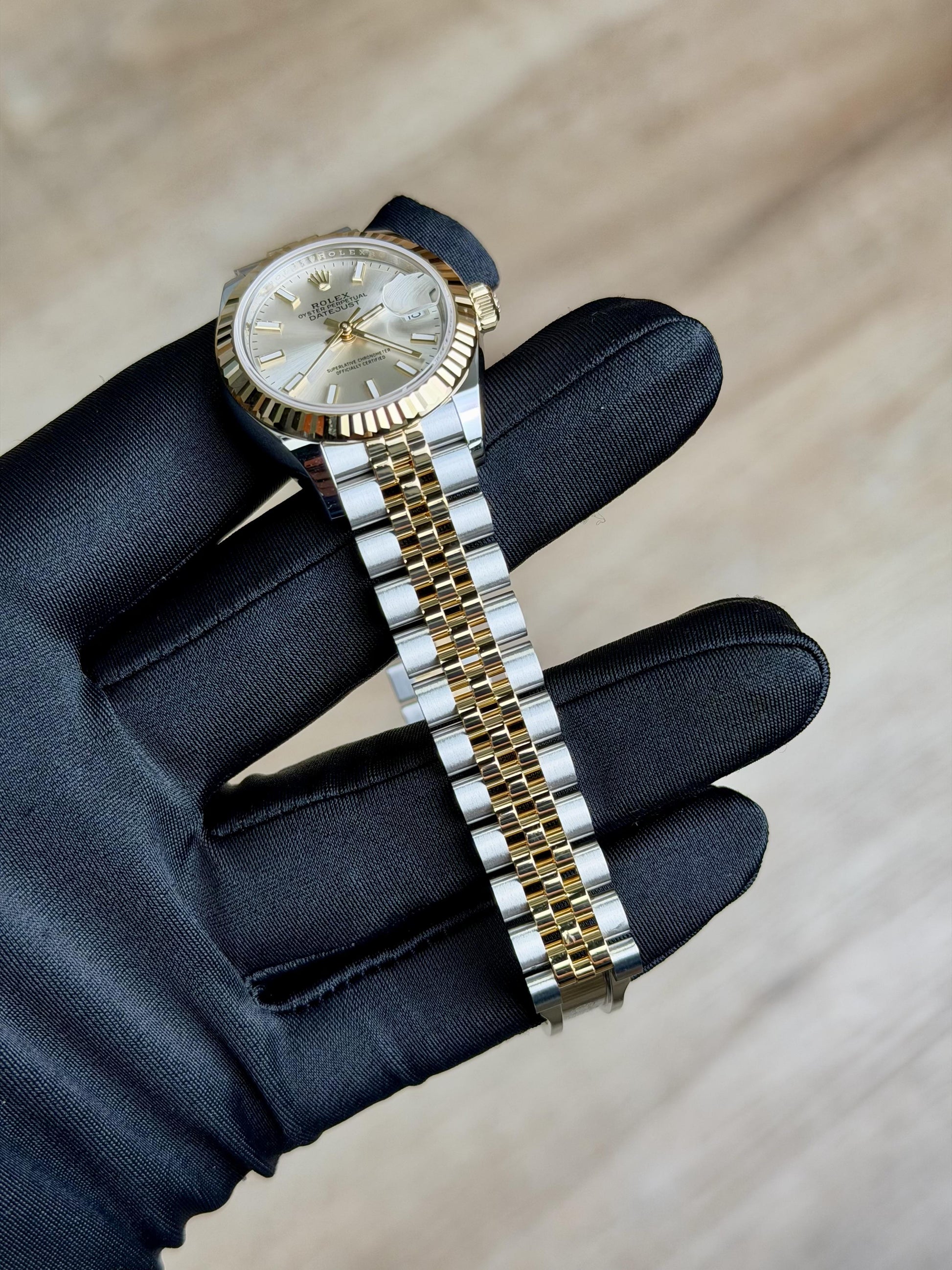 Rolex Datejust 28 Silver Index Fluted Jubilee 2026 Unworn 279173
