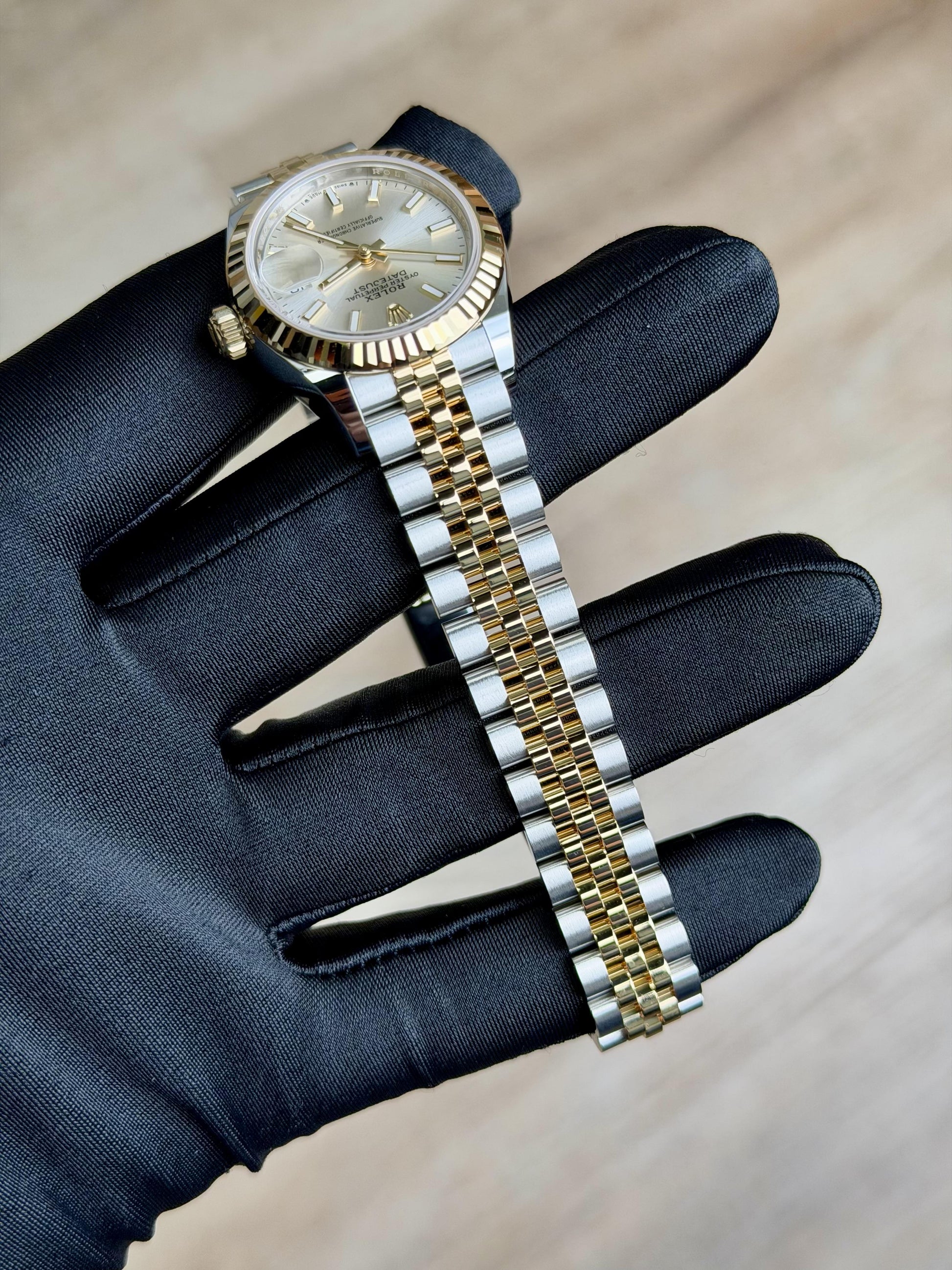 Rolex Datejust 28 Silver Index Fluted Jubilee 2026 Unworn 279173