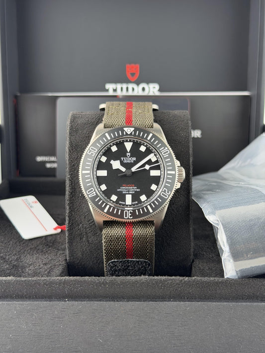 Tudor Pelagos FXD 42 Black Titanium Nato Strap 2026 Unworn M25717N-0001