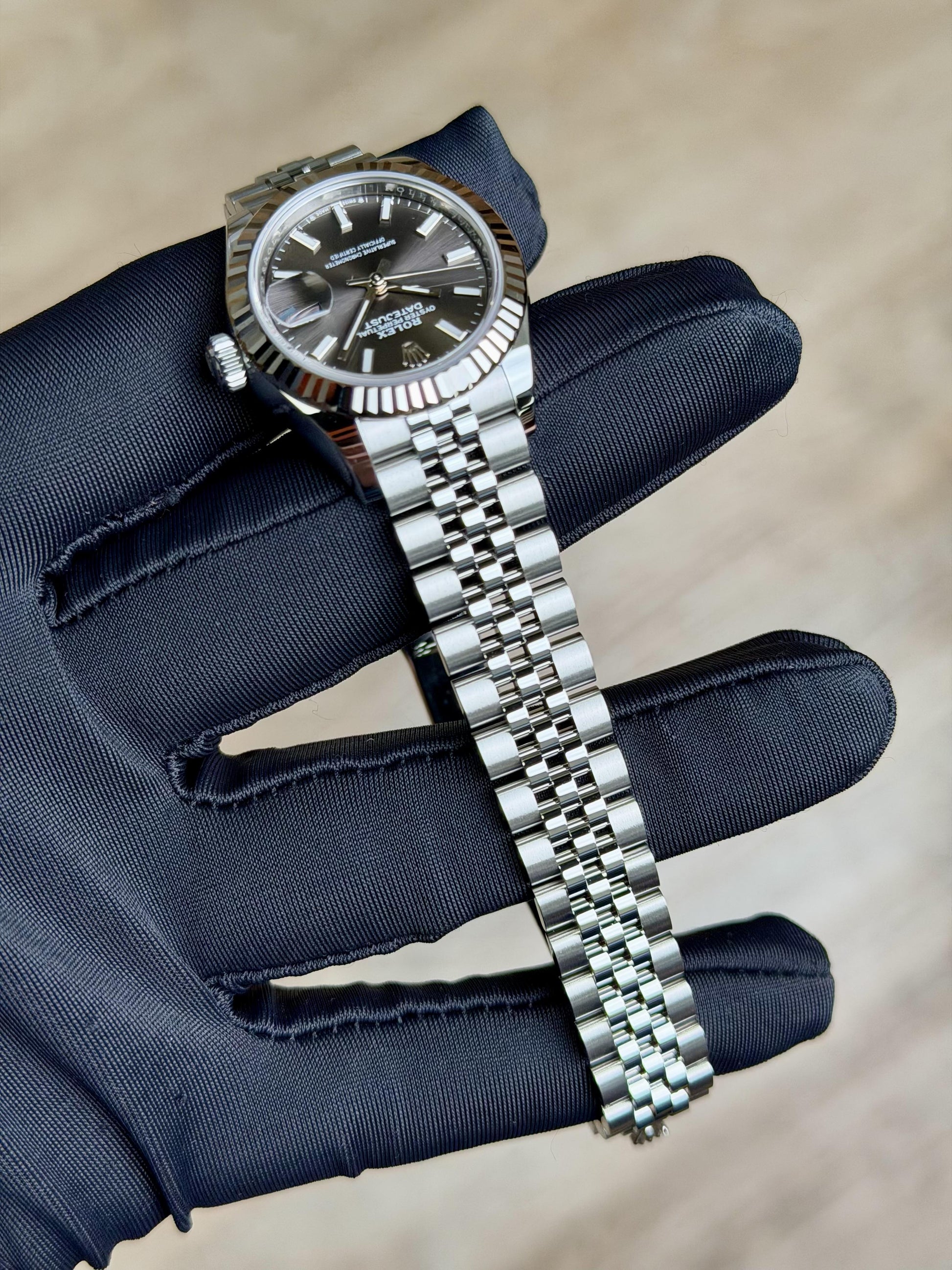 Rolex Datejust 28 Dark Grey Index Fluted Jubilee 2026 Unworn 279174