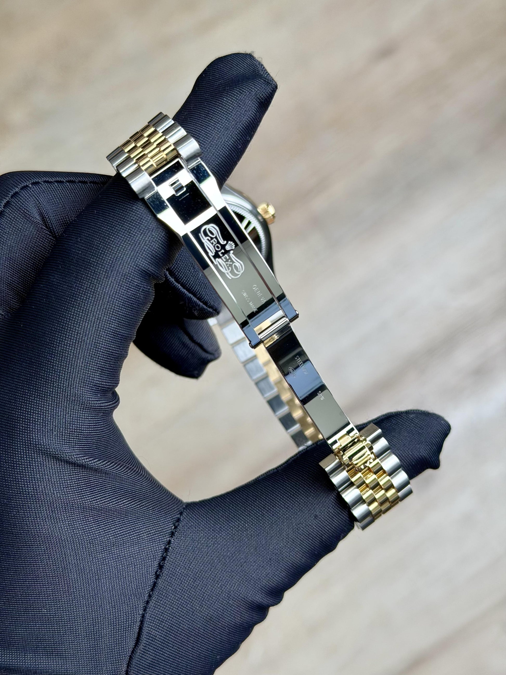 Rolex Datejust 31 Champange Diamond Bezel Jubilee 2026 Unworn 278383RBR