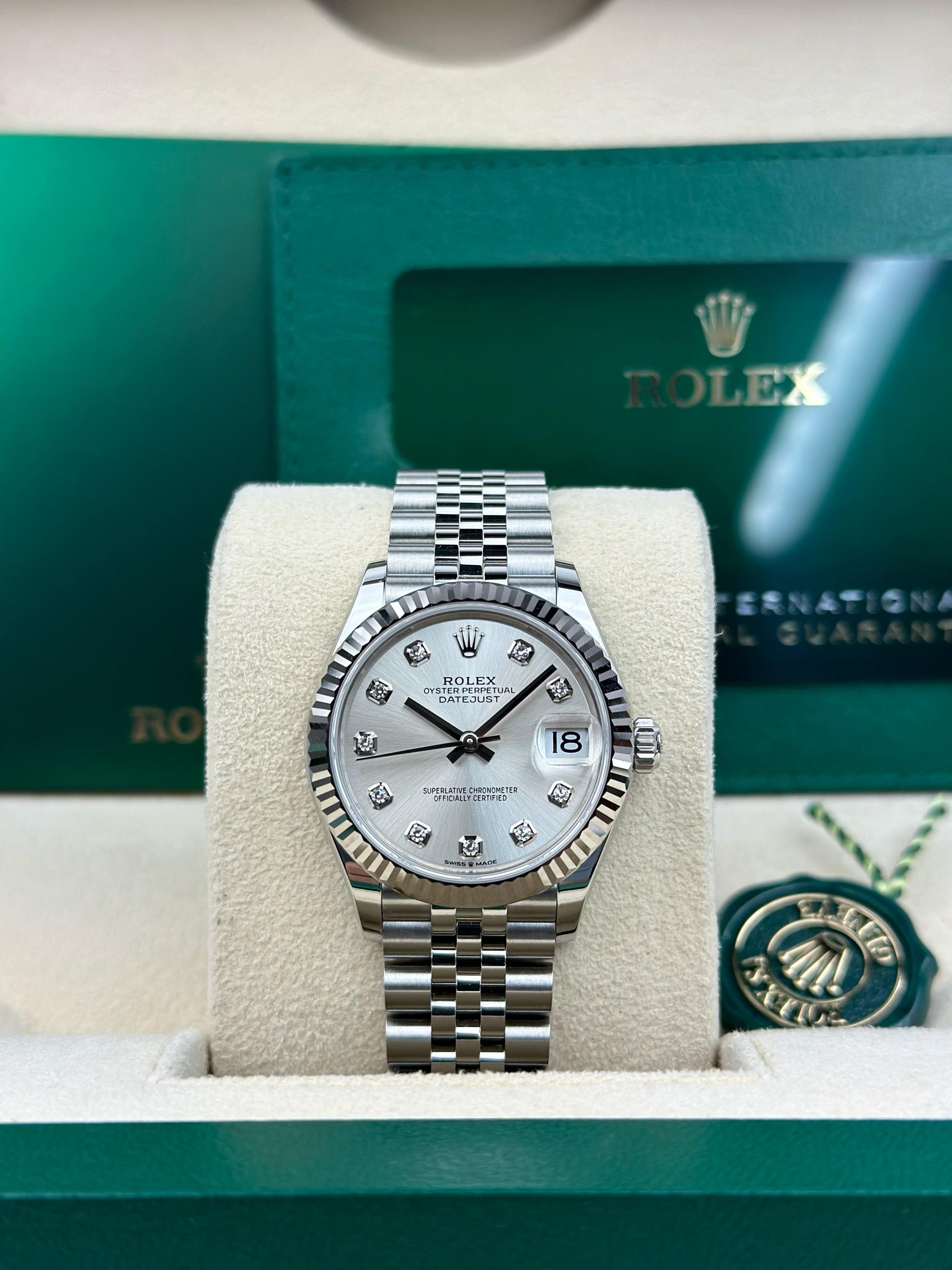 Rolex Datejust 31 Silver Diamond Fluted Jubilee 2026 Unworn 278274