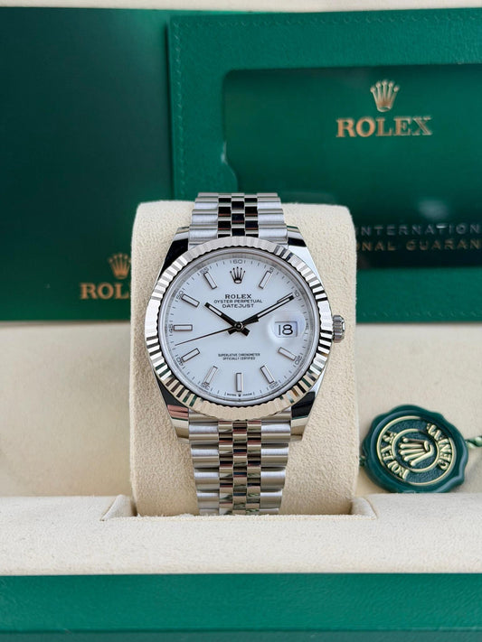 Rolex Datejust 41 White Index Fluted Jubilee 2026 Unworn 126334
