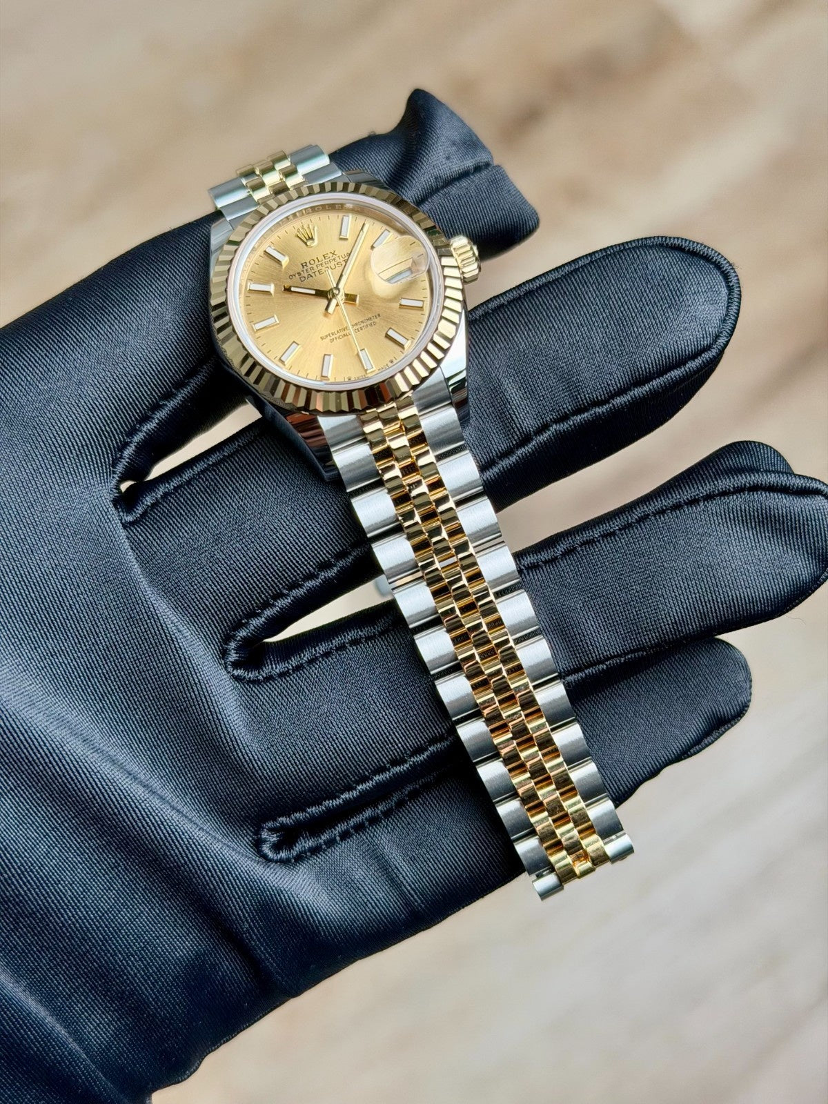 Rolex Datejust 28 Champagne Index Fluted Jubilee 2026 Unworn 279173