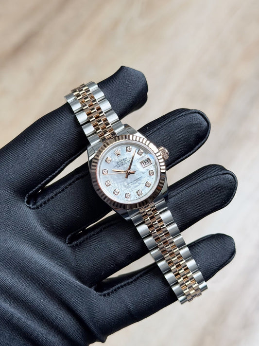 Rolex Datejust 28 MOP Pearl Diamond Fluted Jubilee 2026 Unworn 279171