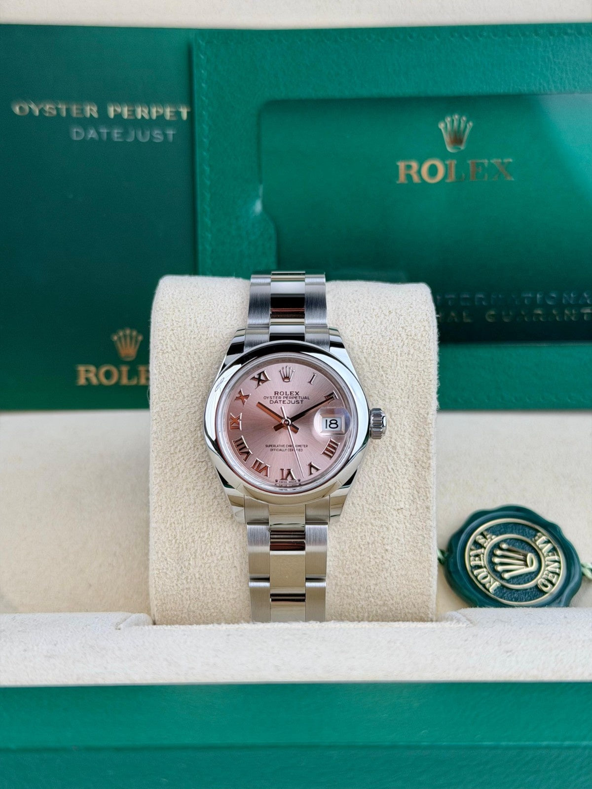 Rolex Datejust 28 Pink Roman Smooth Oyster 2026 Unworn 279160