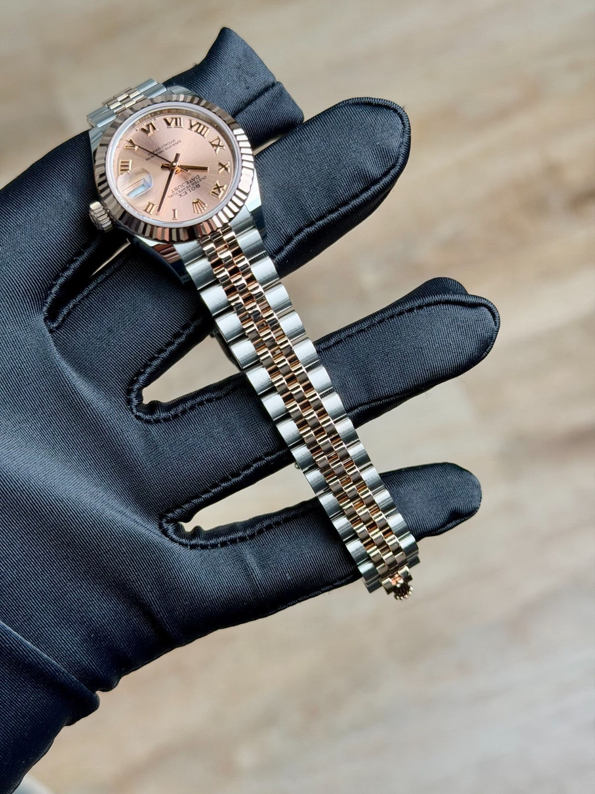 Rolex Datejust 31 Rose Roman Fluted Jubilee 2026 Unworn 279171