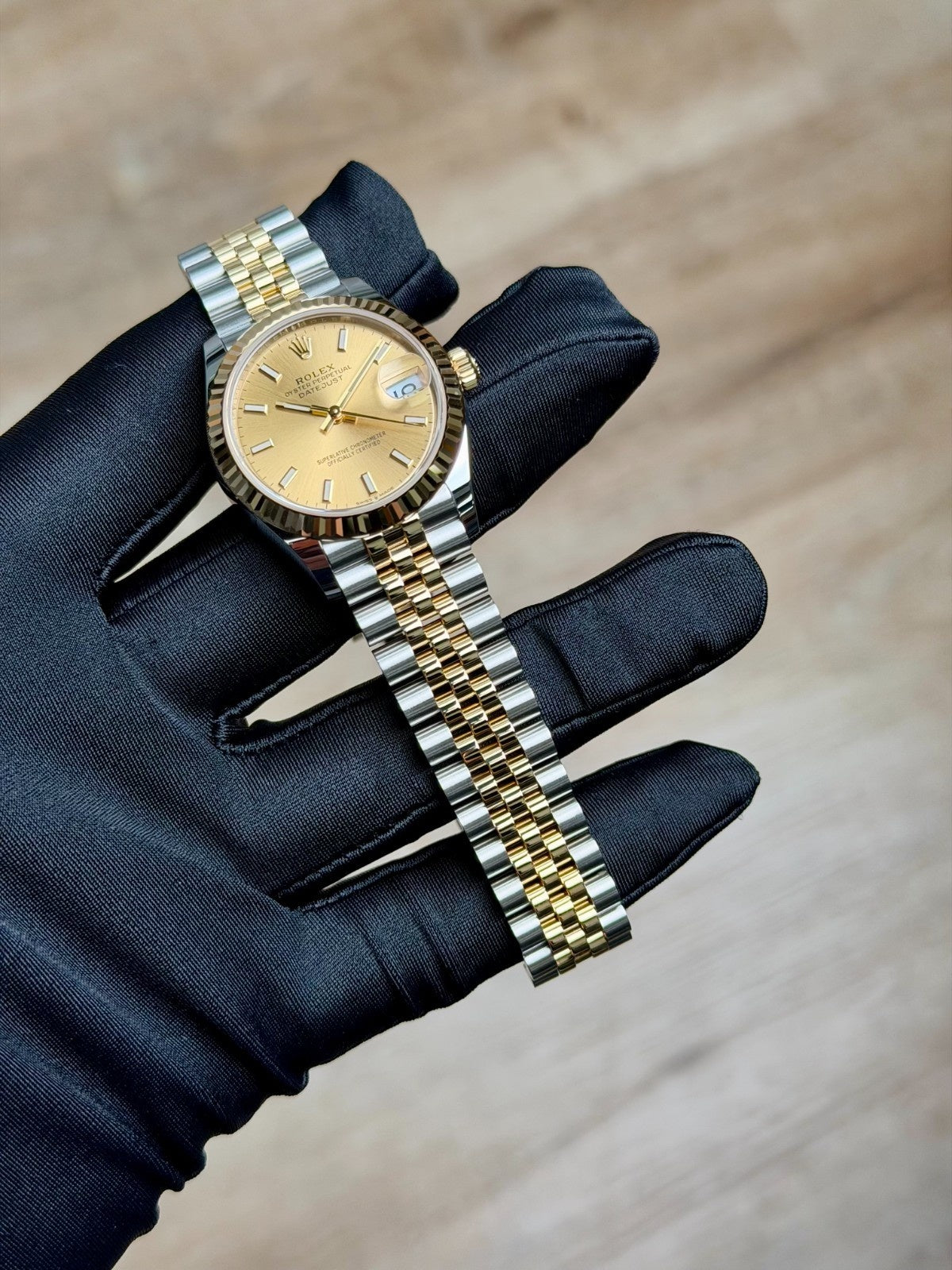 Rolex Datejust 31 Champagne Index Fluted Jubilee 2026 Unworn 278273