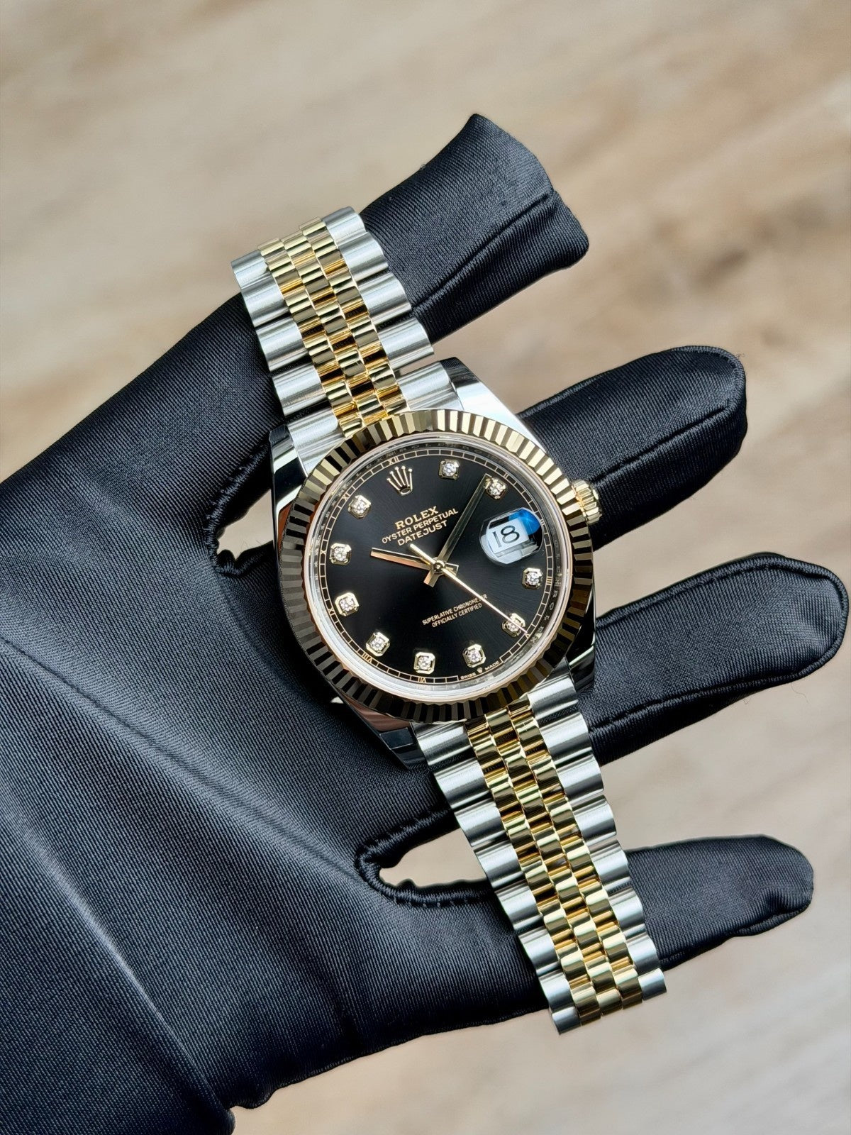 Rolex Datejust 41 Black Diamond Fluted Jubilee 2026 Unworn 126333