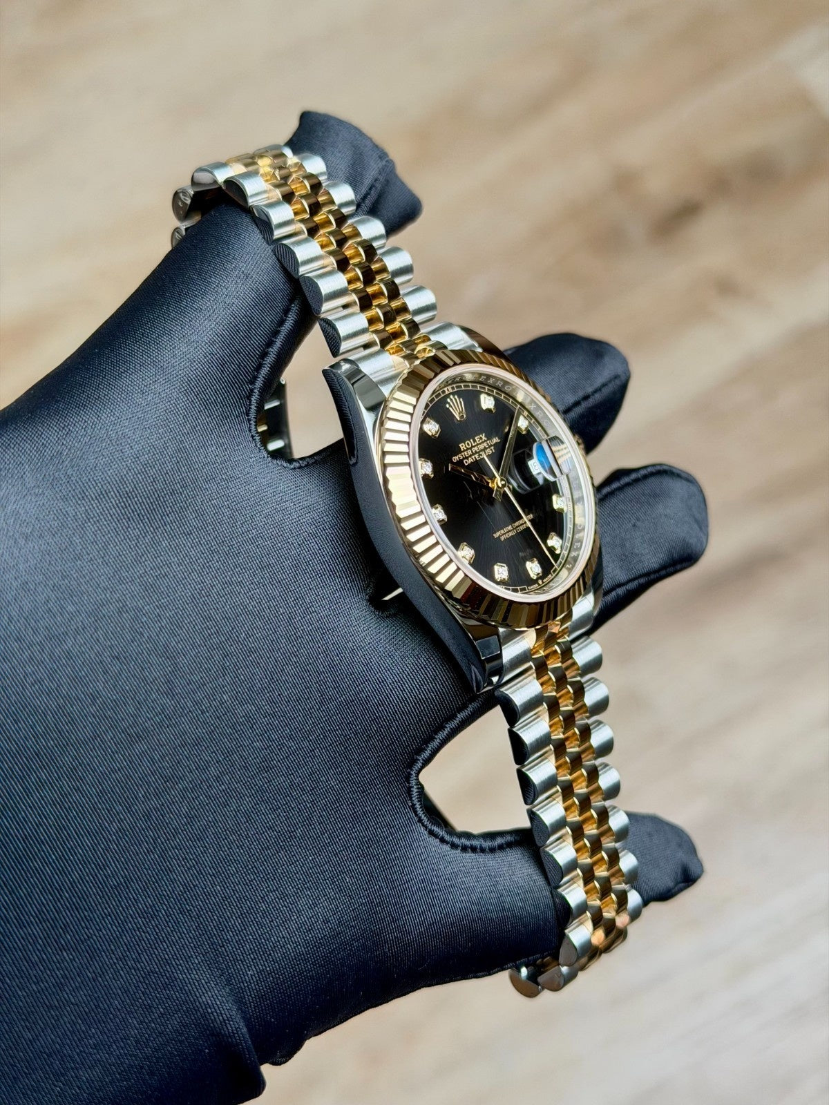 Rolex Datejust 41 Black Diamond Fluted Jubilee 2026 Unworn 126333