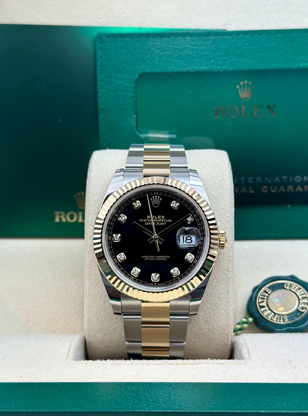 Rolex Datejust 41 Black Diamond Fluted Oyster 2026 Unworn 126333