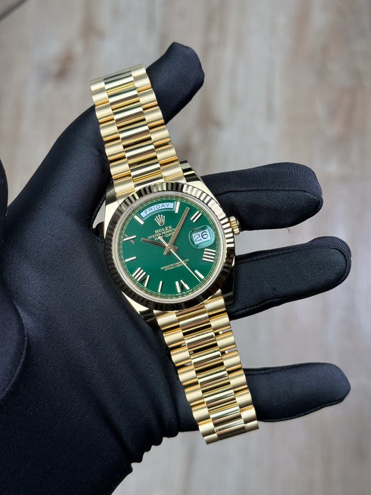 Rolex Day-date 40mm Green Roman Dial Fluted President 2026 Unworn 228238