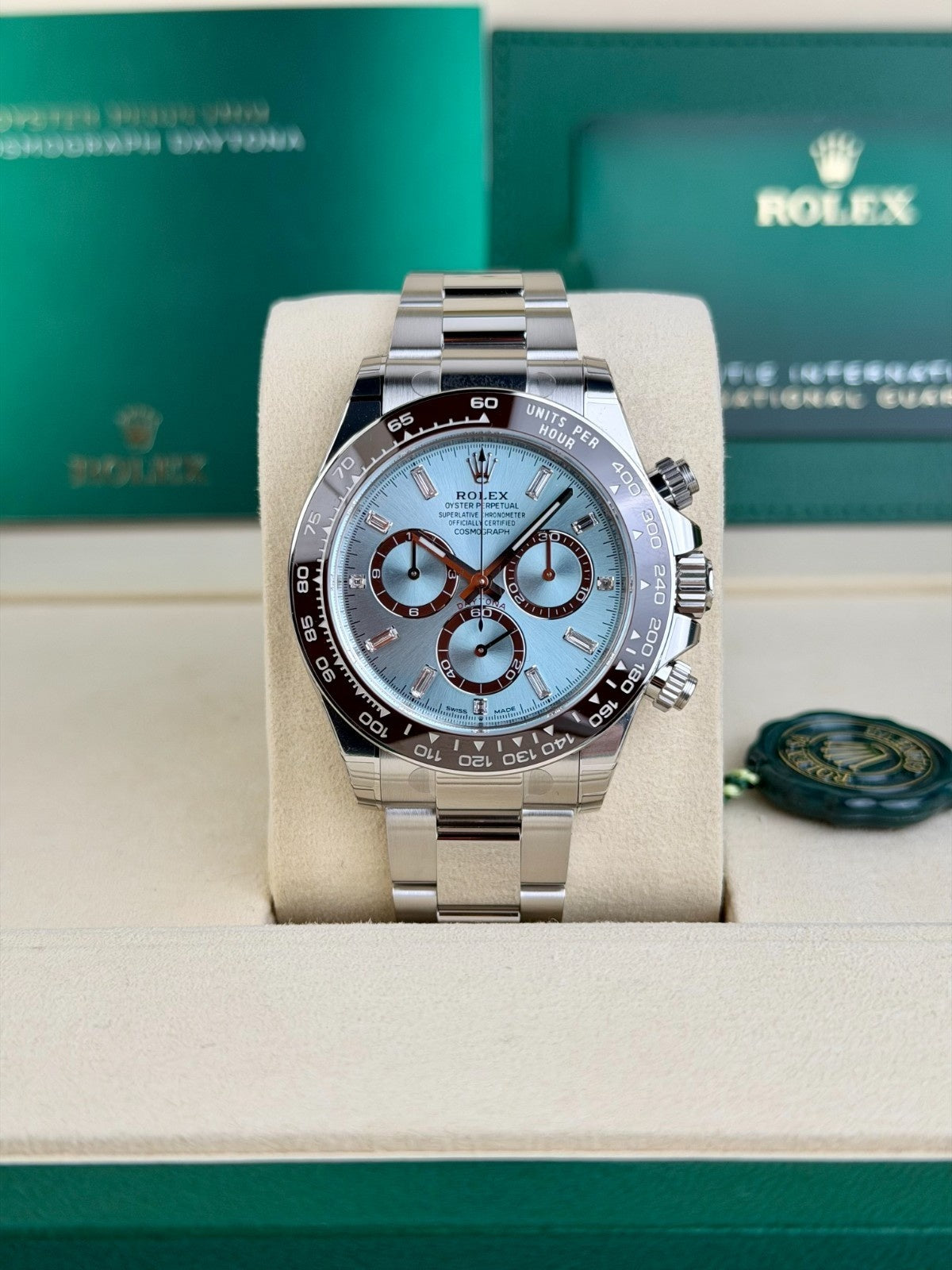 Rolex Daytona 40 Iceblue Baguette Diamond Oyster 2026 Unworn 126506