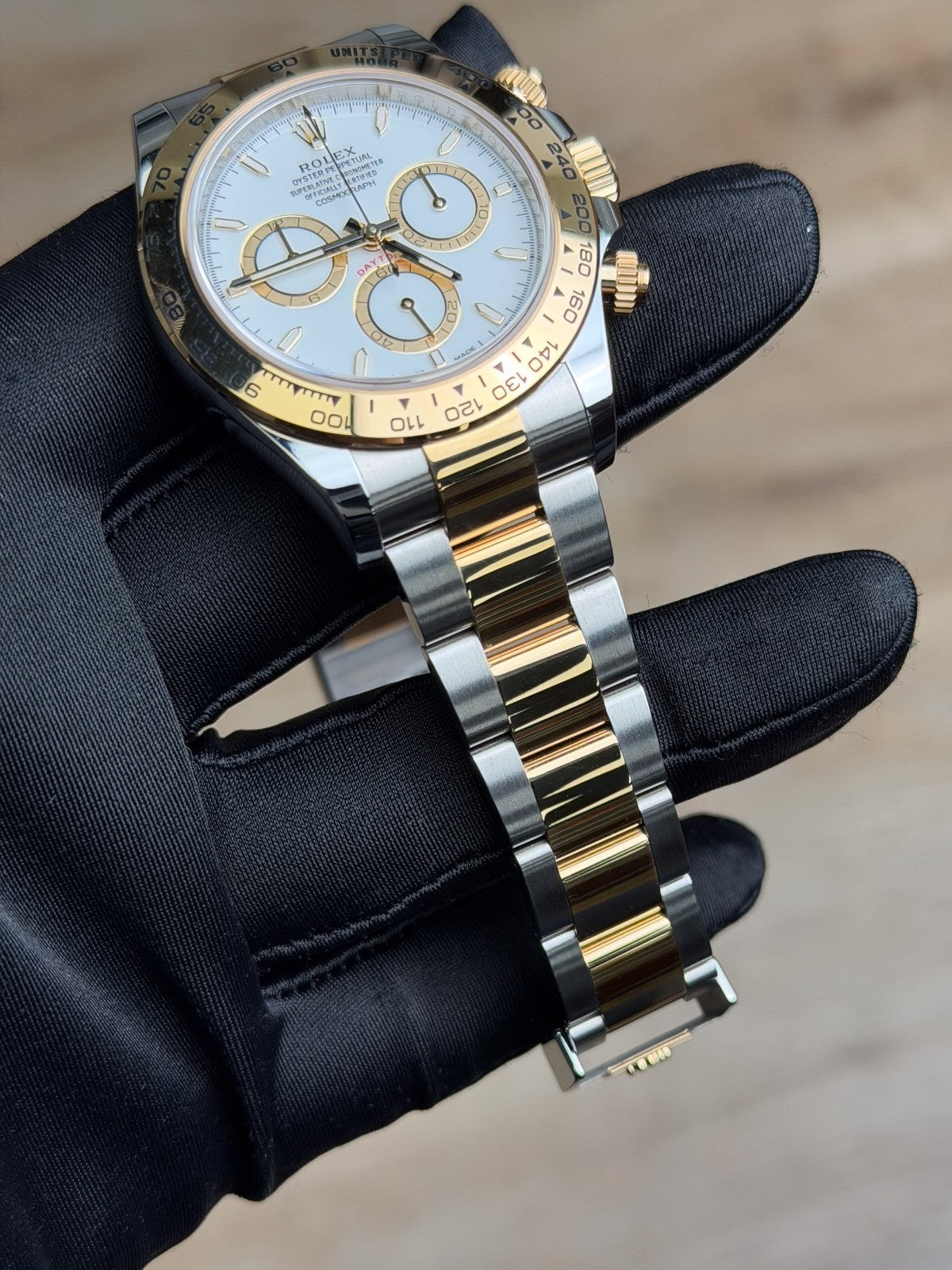 Rolex Daytona 40 White/White Index Oyster 2026 Unworn 126503