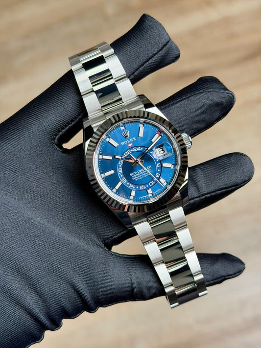 Rolex Sky-Dweller 42 Blue Index Fluted Oyster 2026 Unworn 336934