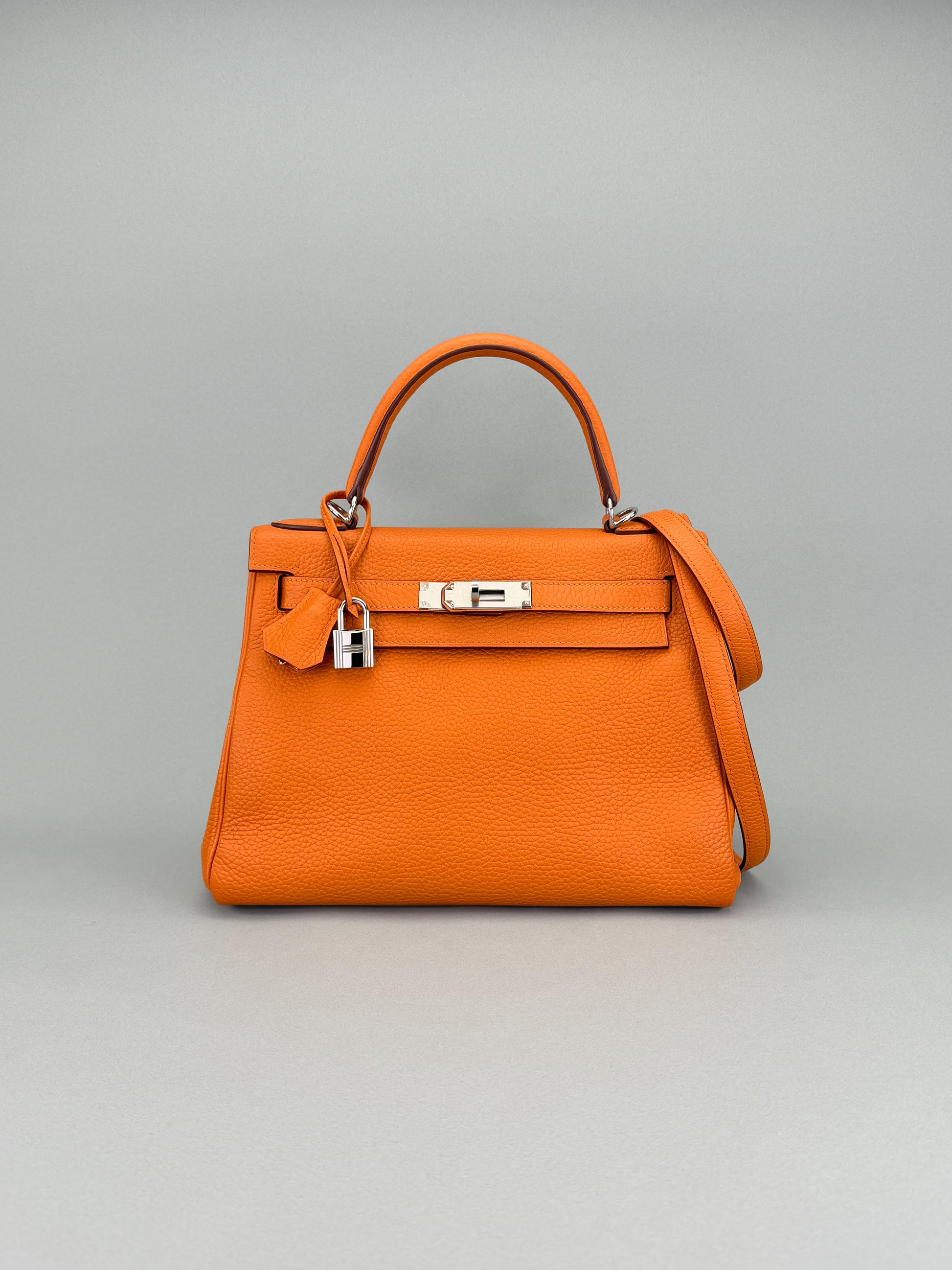 Hermes Kelly 28 Retourne Togo Orange Palladium Hardware Preowned T Stamp