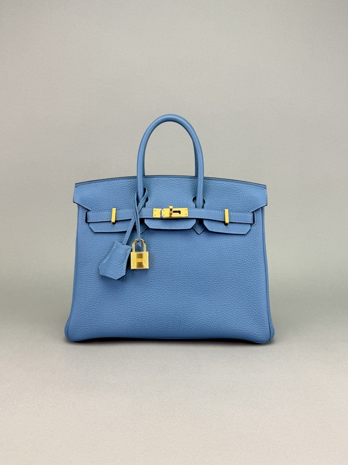 Hermes Birkin 25 Retourne Togo Blue Azure Gold Hardware Preowned C Stamp
