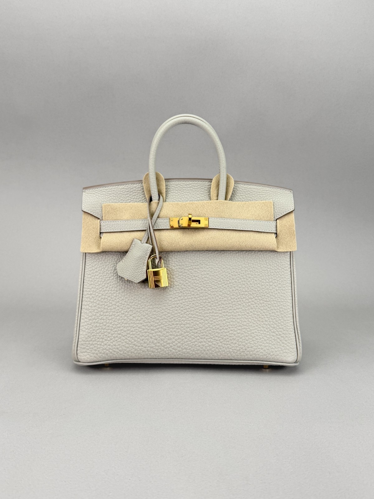 Hermes Birkin 25 Retourne Togo Gris perle Gold Hardware Preowned U Stamp