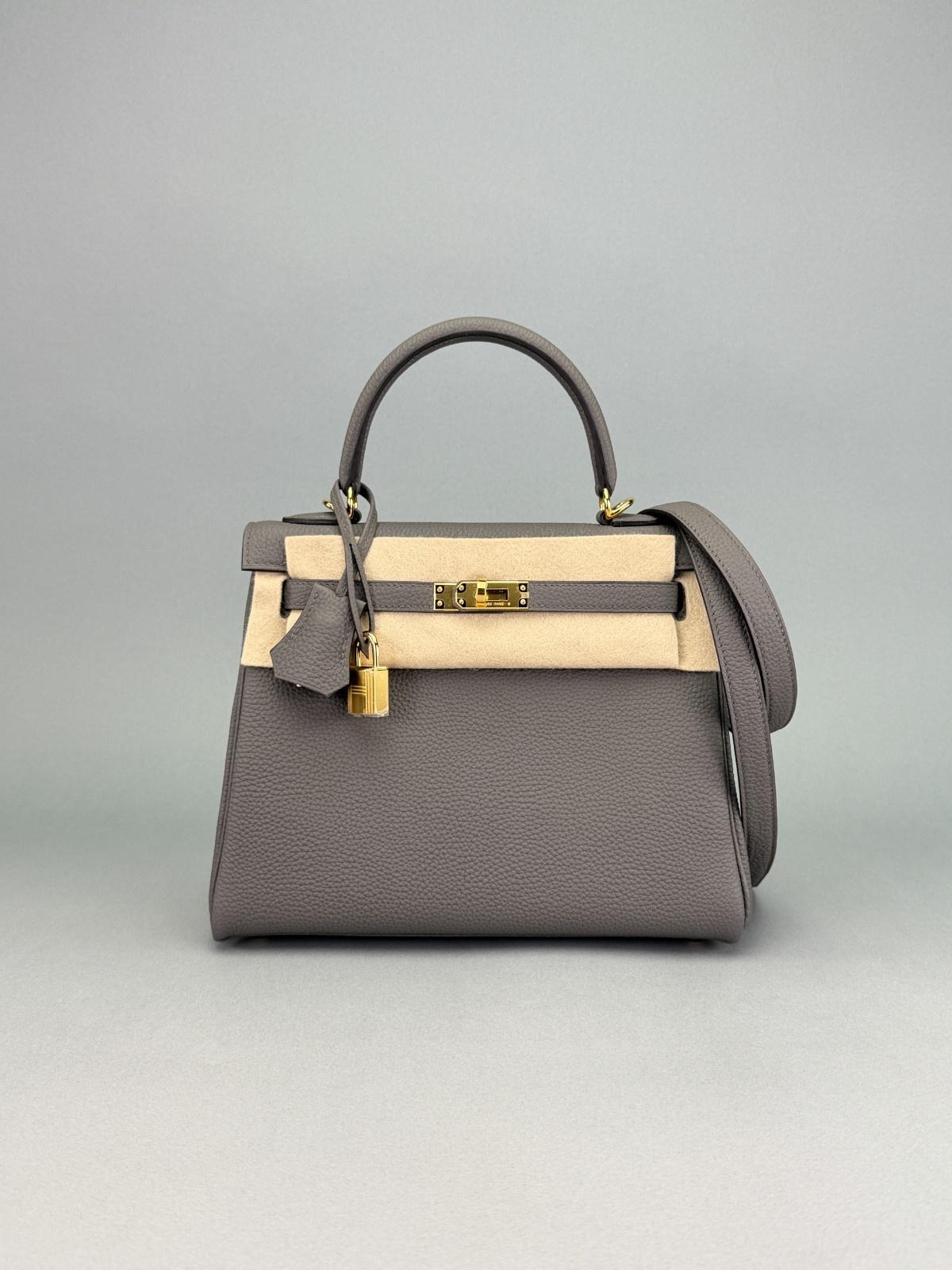 Hermes Kelly 25 Retourne Togo Gris Etain Gold Hardware K Stamp 2025