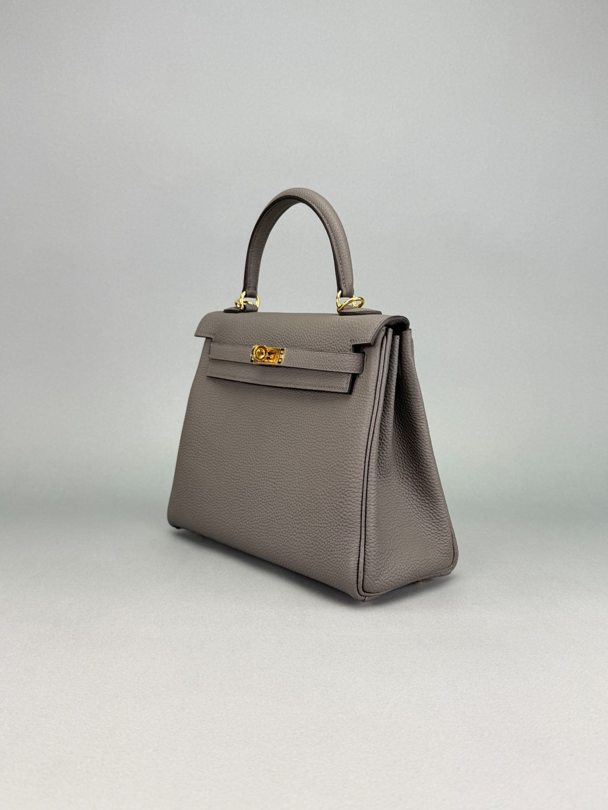 Hermes Kelly 25 Retourne Togo Gris Etain Gold Hardware K Stamp 2025