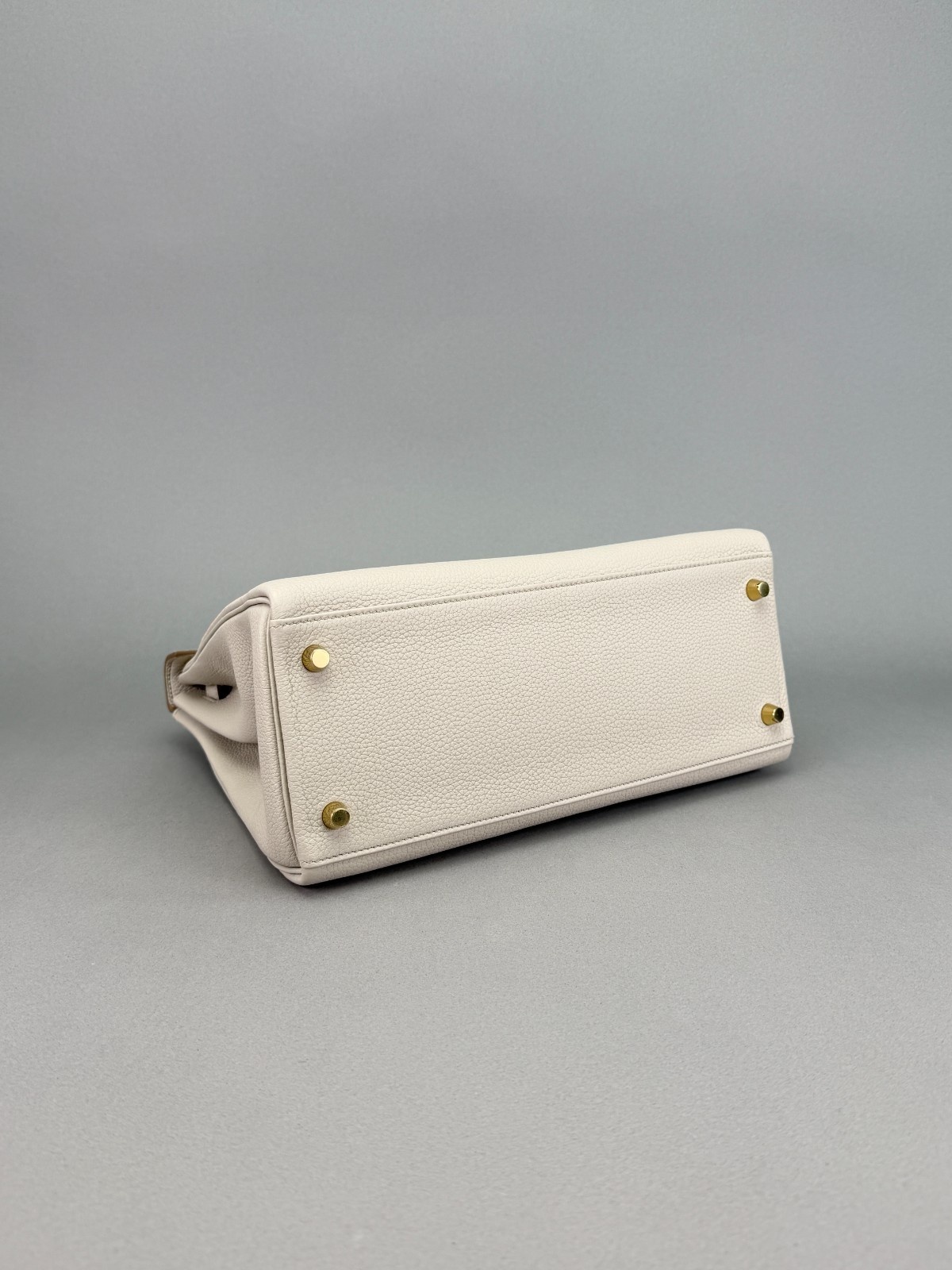 Hermes Kelly 28 Retourne Togo Beton Gold Hardware B Stamp 2025