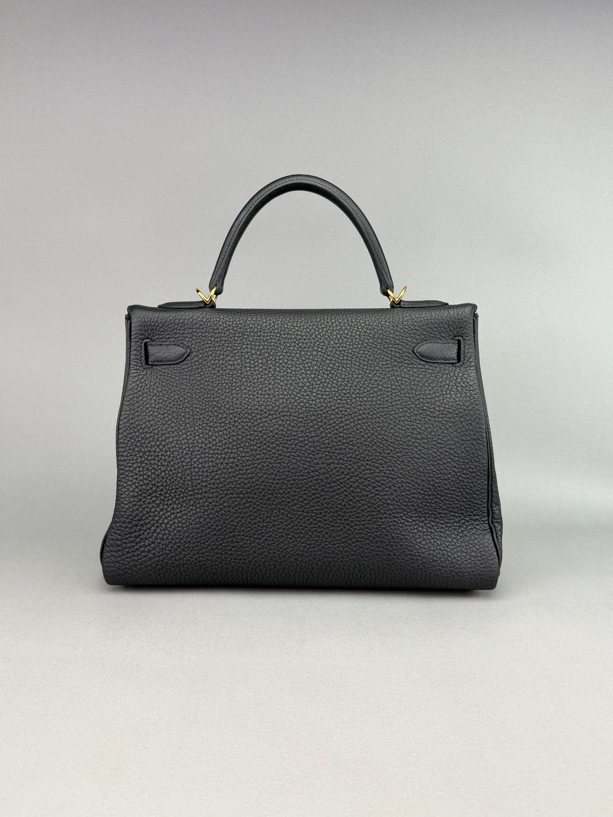 Hermes Kelly 32 Retourne Togo Black Gold Hardware Preowned K Stamp Full